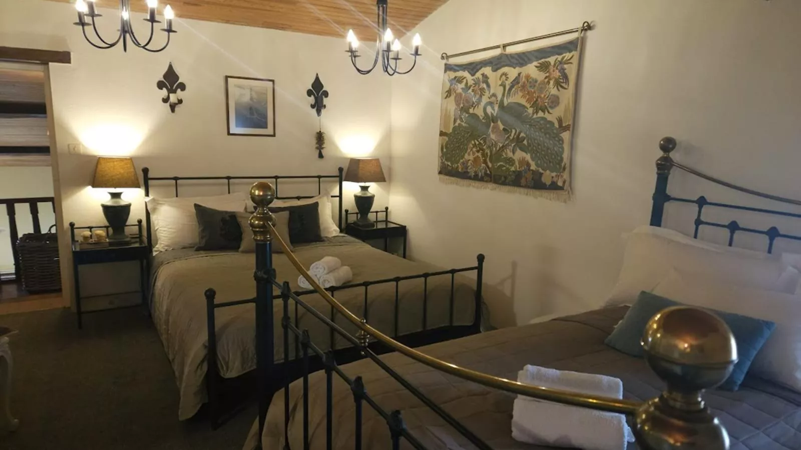 Le Bonheur - Bedroom