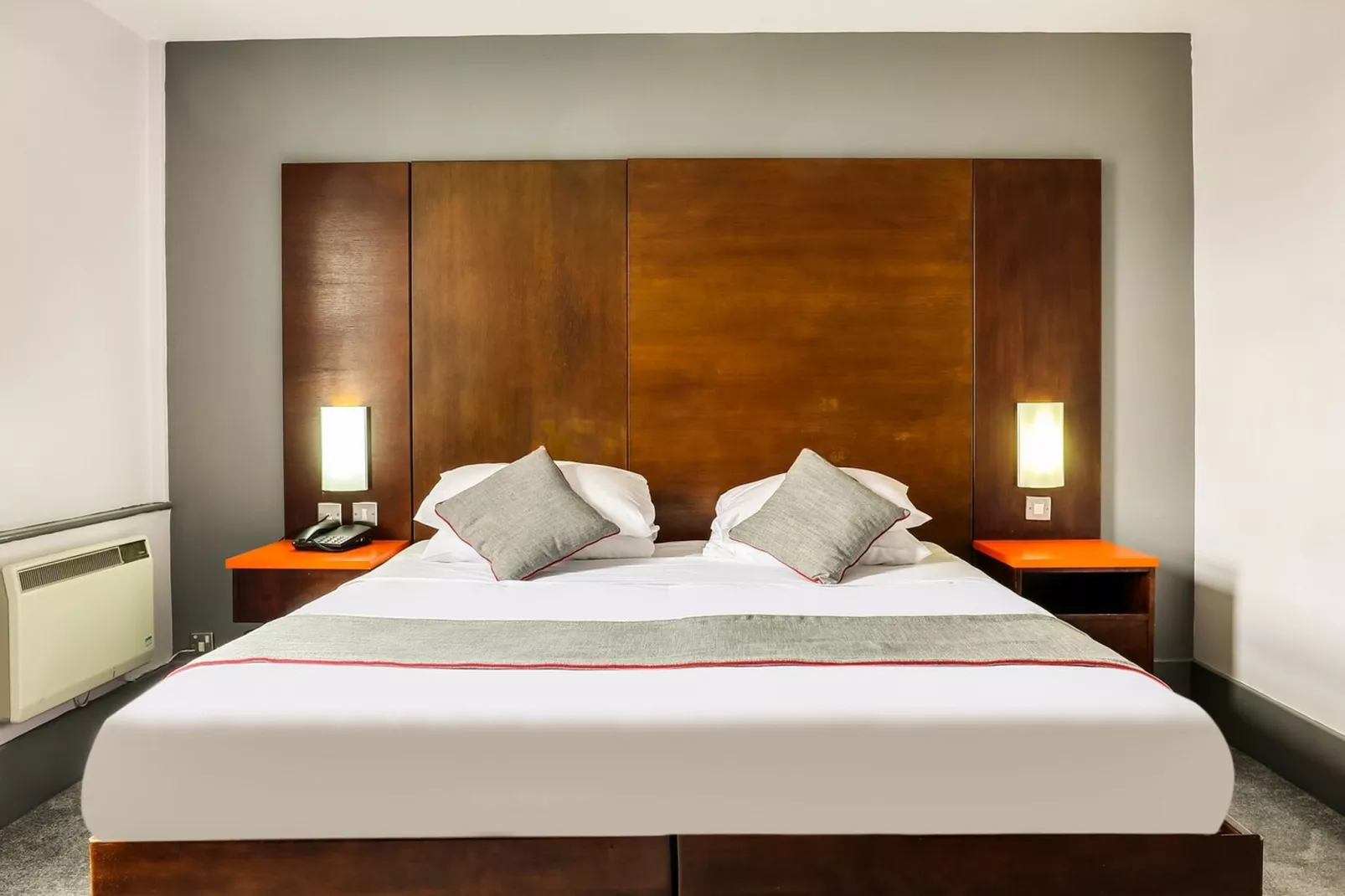 Superior Double King room - Bedroom