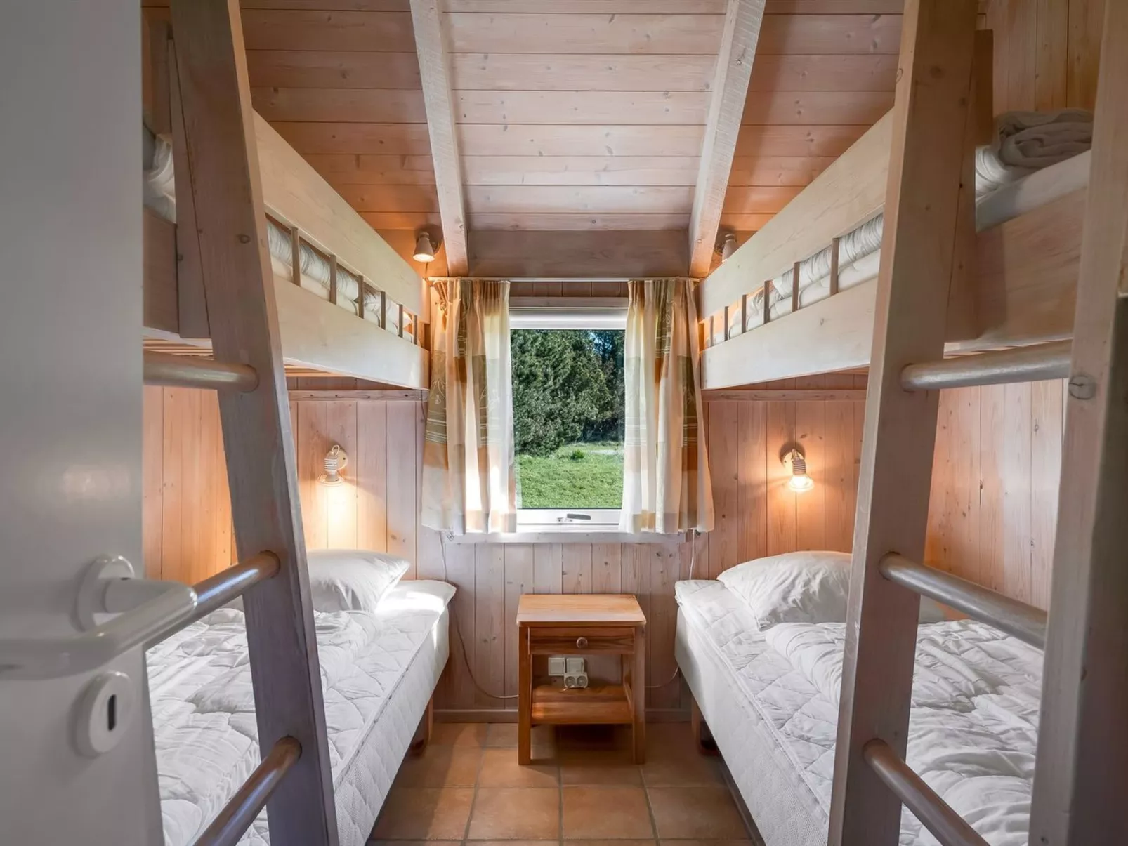 "Ansine" - 1.2km from the sea - Drinnen