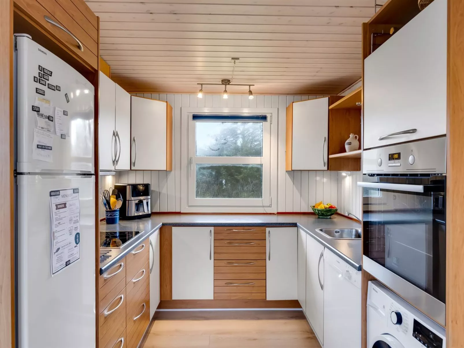 "Pertti" - 400m from the sea - Dedans