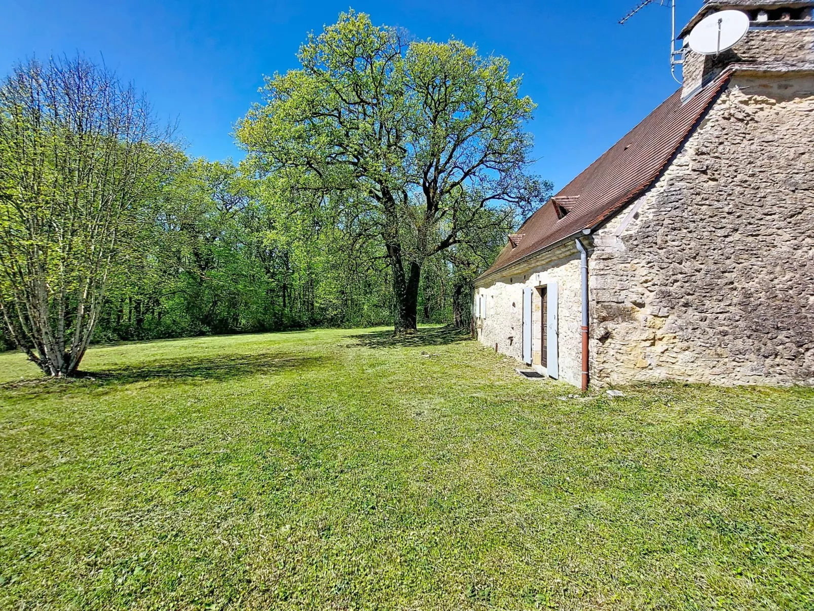 Le Petit Gîte - Draußen