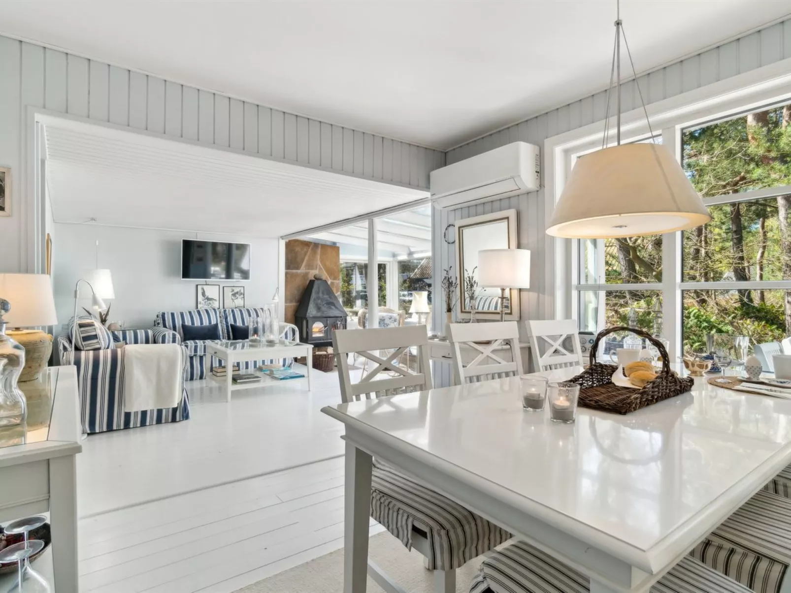 "Eine" - 150m from the sea - Dedans