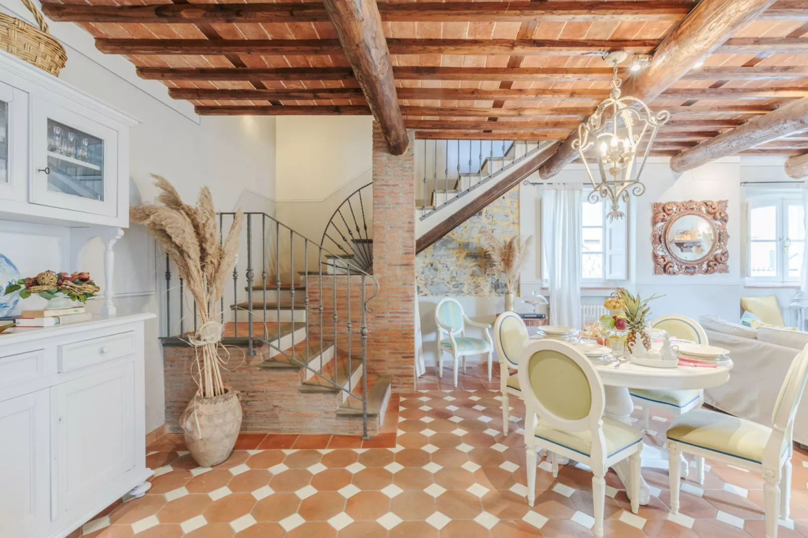 Rondini Farmhouse - Wohnzimmer