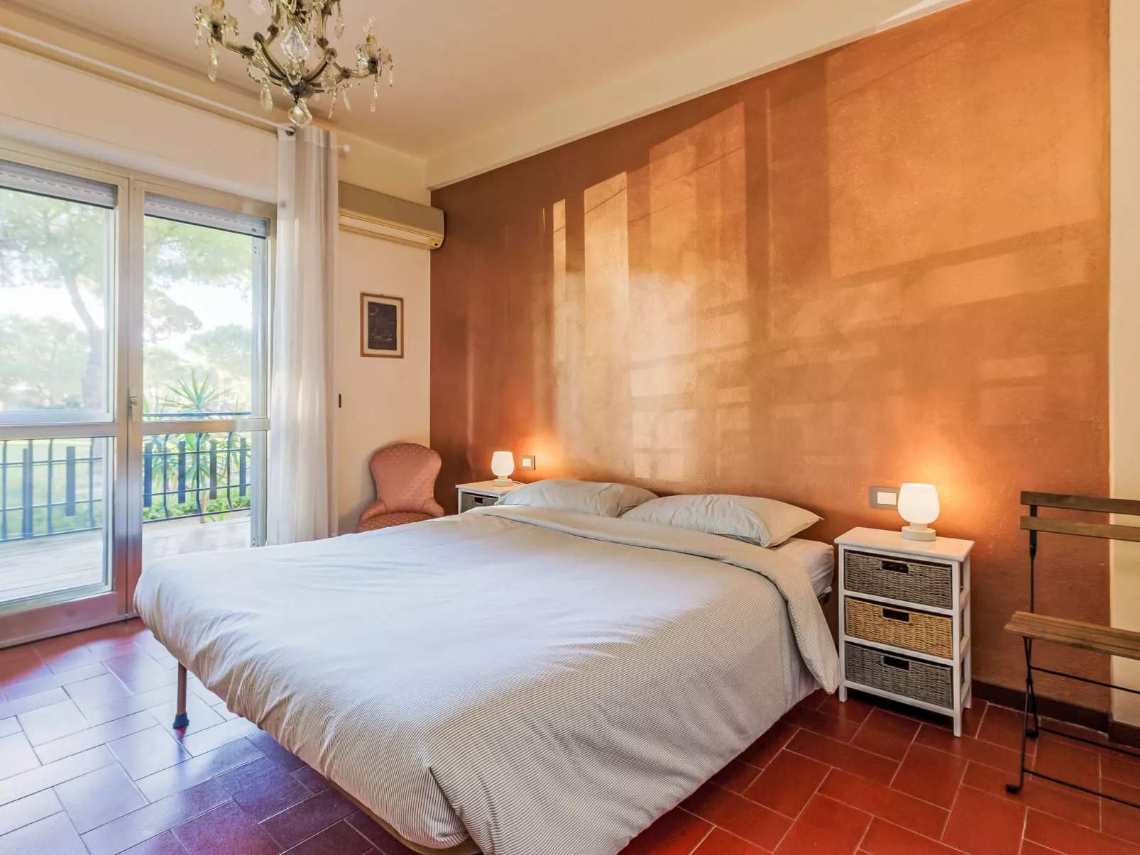 Casamare - Inside