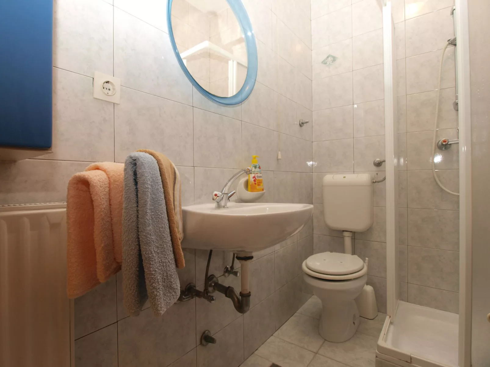 Apartment 1682 - Inside
