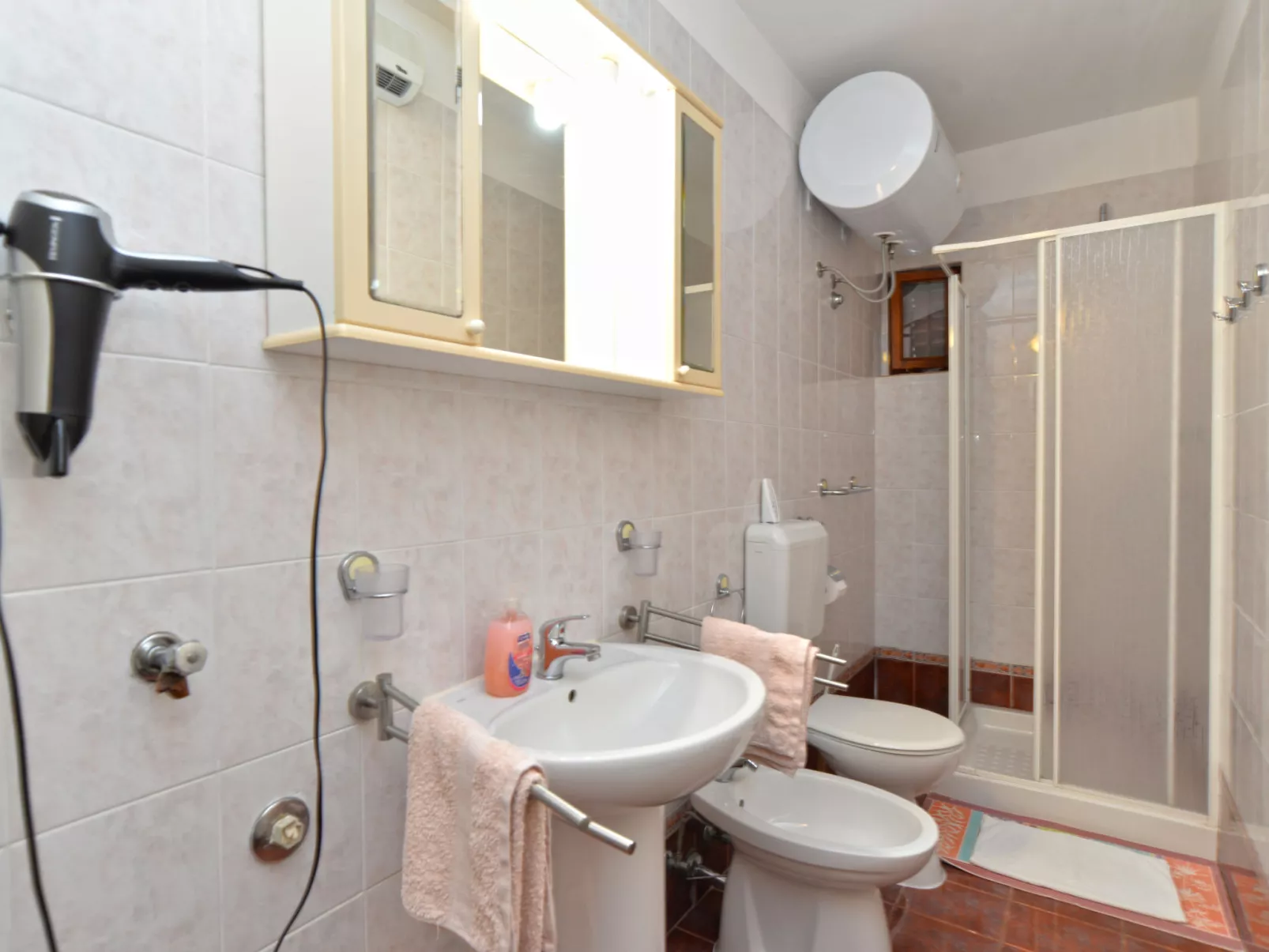 Apartment 2228 - Inside