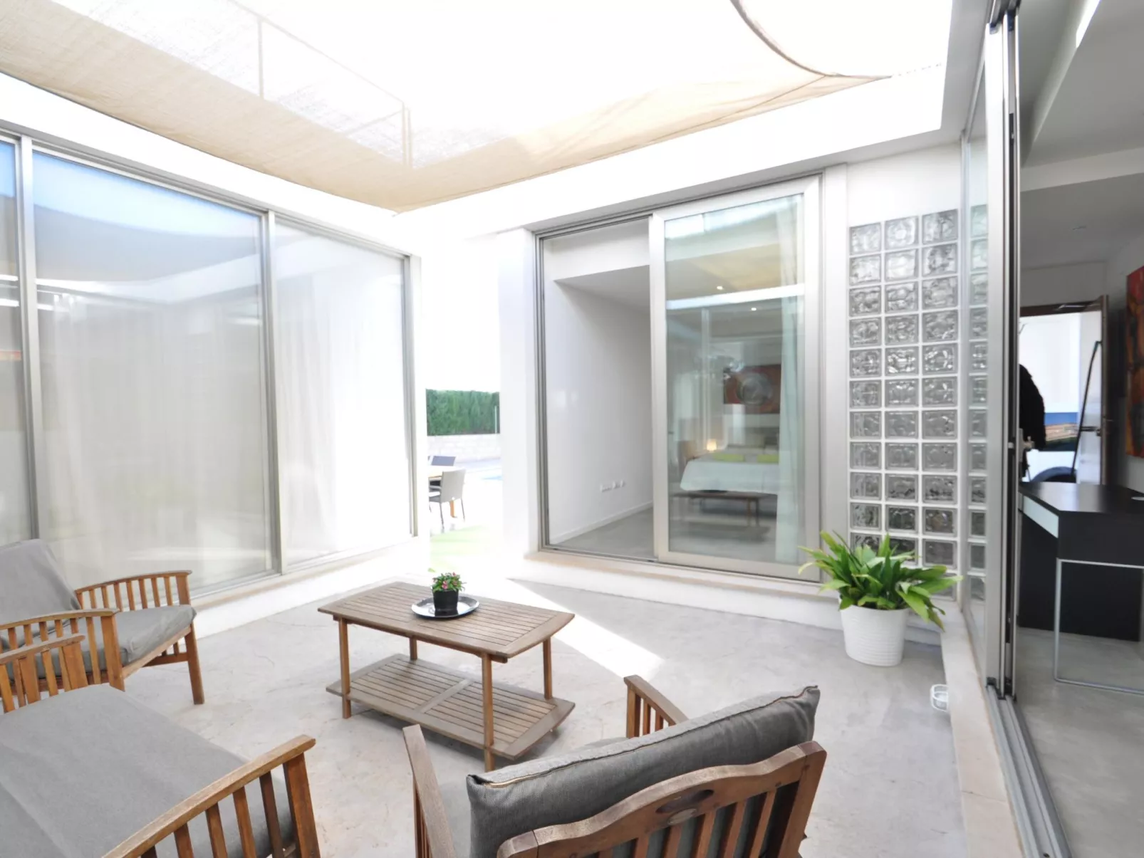 Moderna Villa cerca del golf y con piscina privada, ideal para familias - ofert - Outside