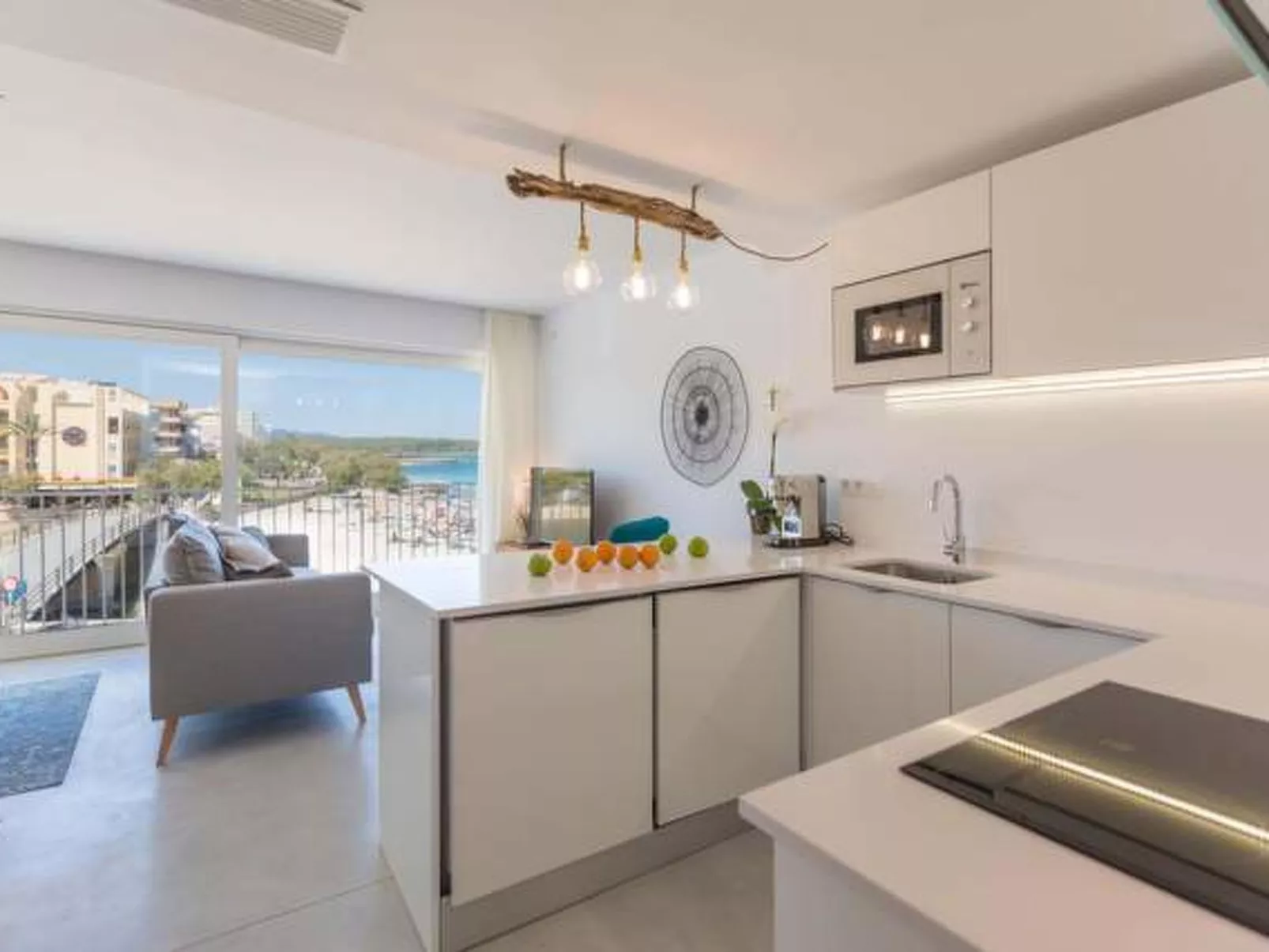 Tolle Wohnung in S'illot-Cala Morlanda mit Terrasse - Inside