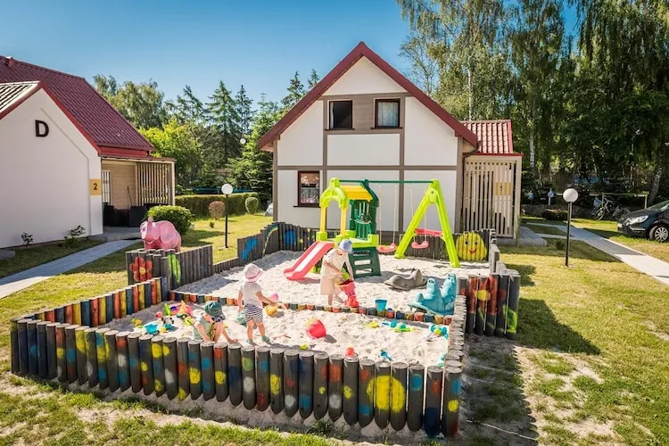 	Domy wakacyjne 6-os RÓŻA MALWA - Garten Sommer