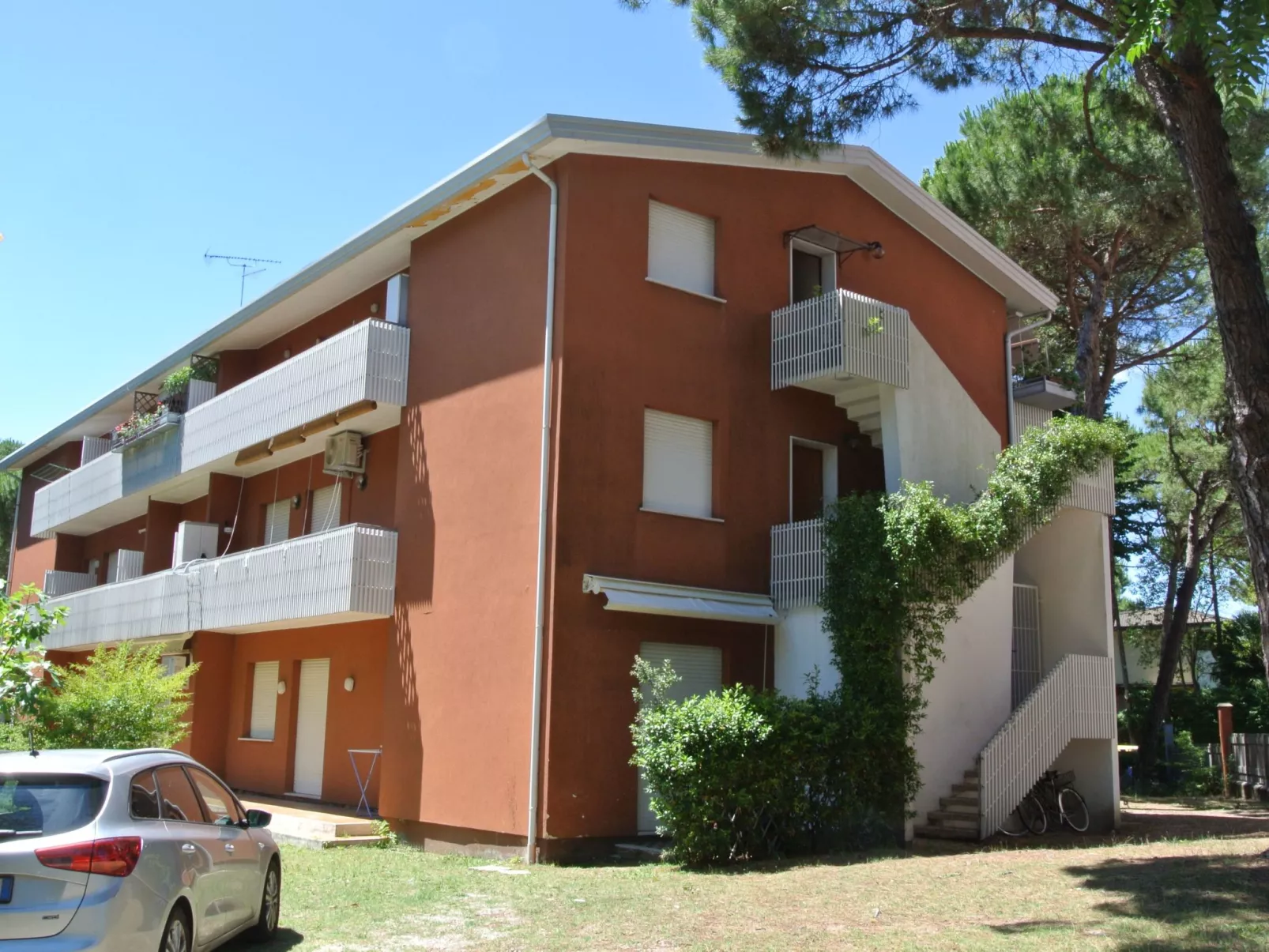 Gemütliche Ferienwohnung Silvia in ruhiger Lage - Outside