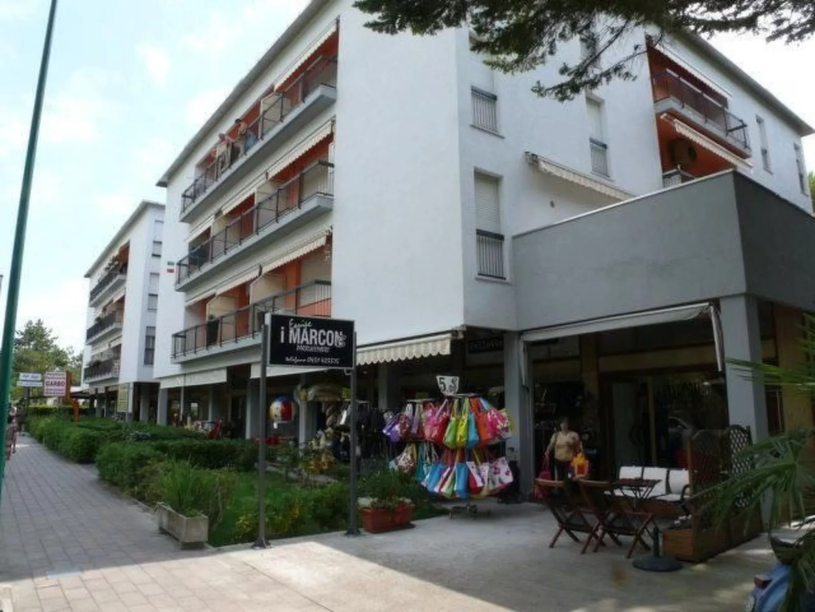 Südkreuz-Ferienwohnung 39 - Draußen