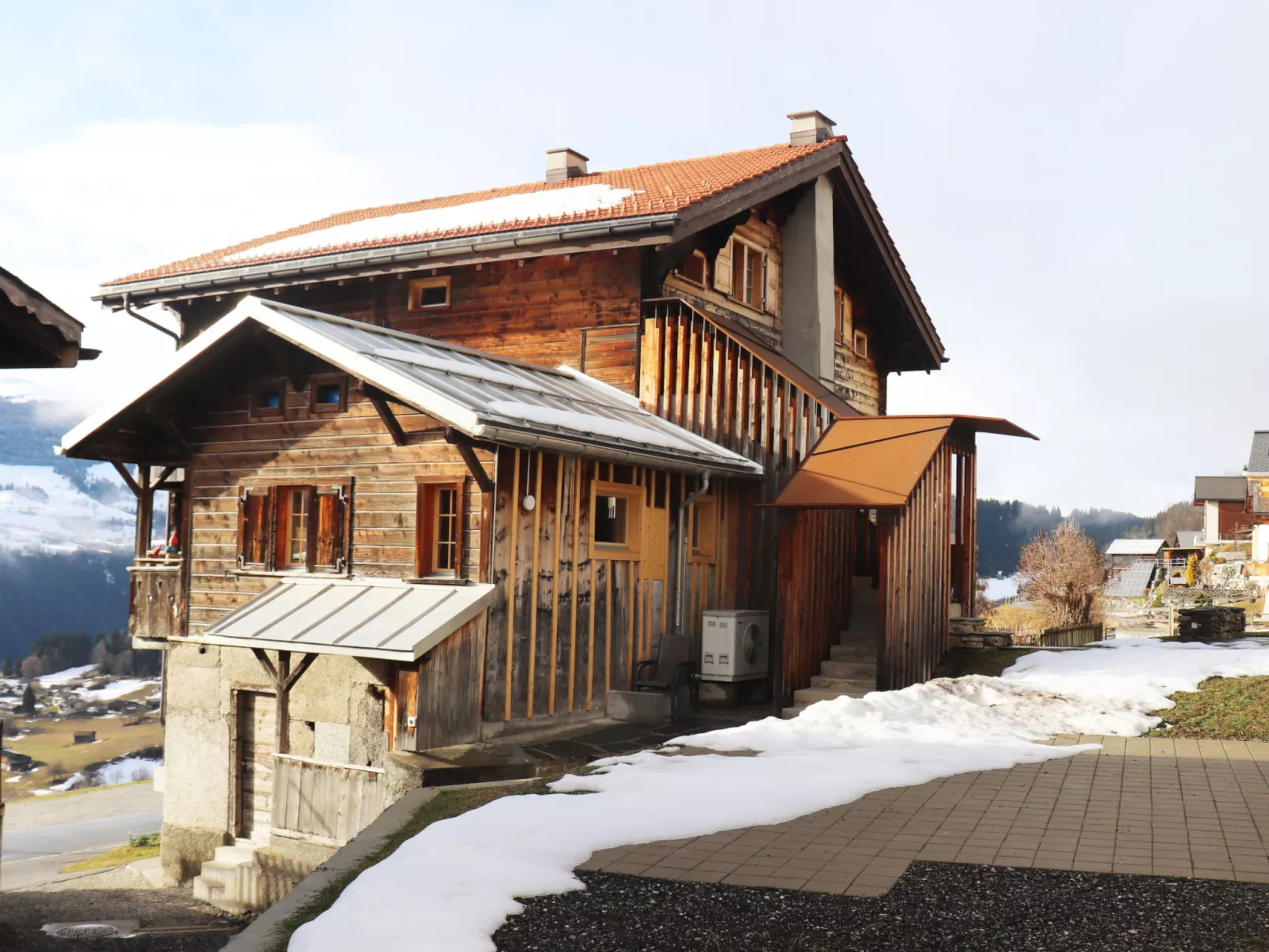 Casa Igniv, Andiast, (Andiast). - Draußen