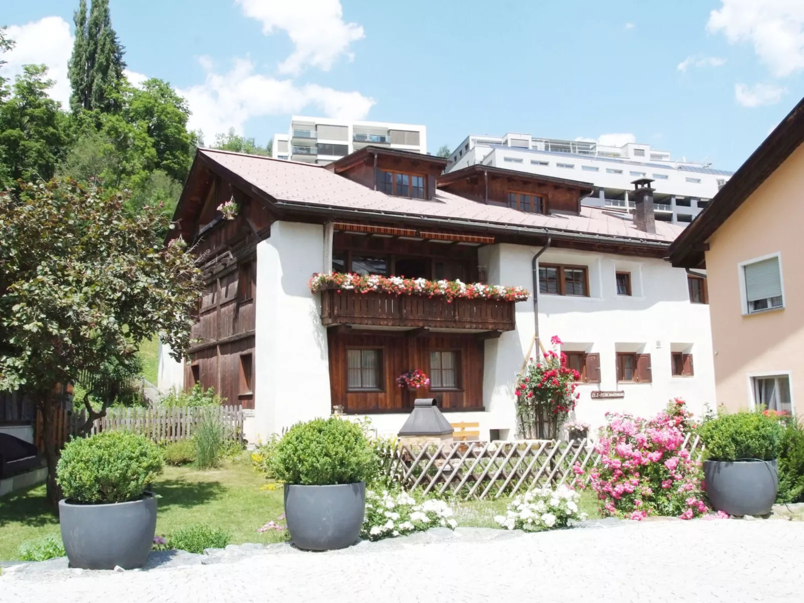 Ritzmann Funtanatscha, (Scuol). - Draußen