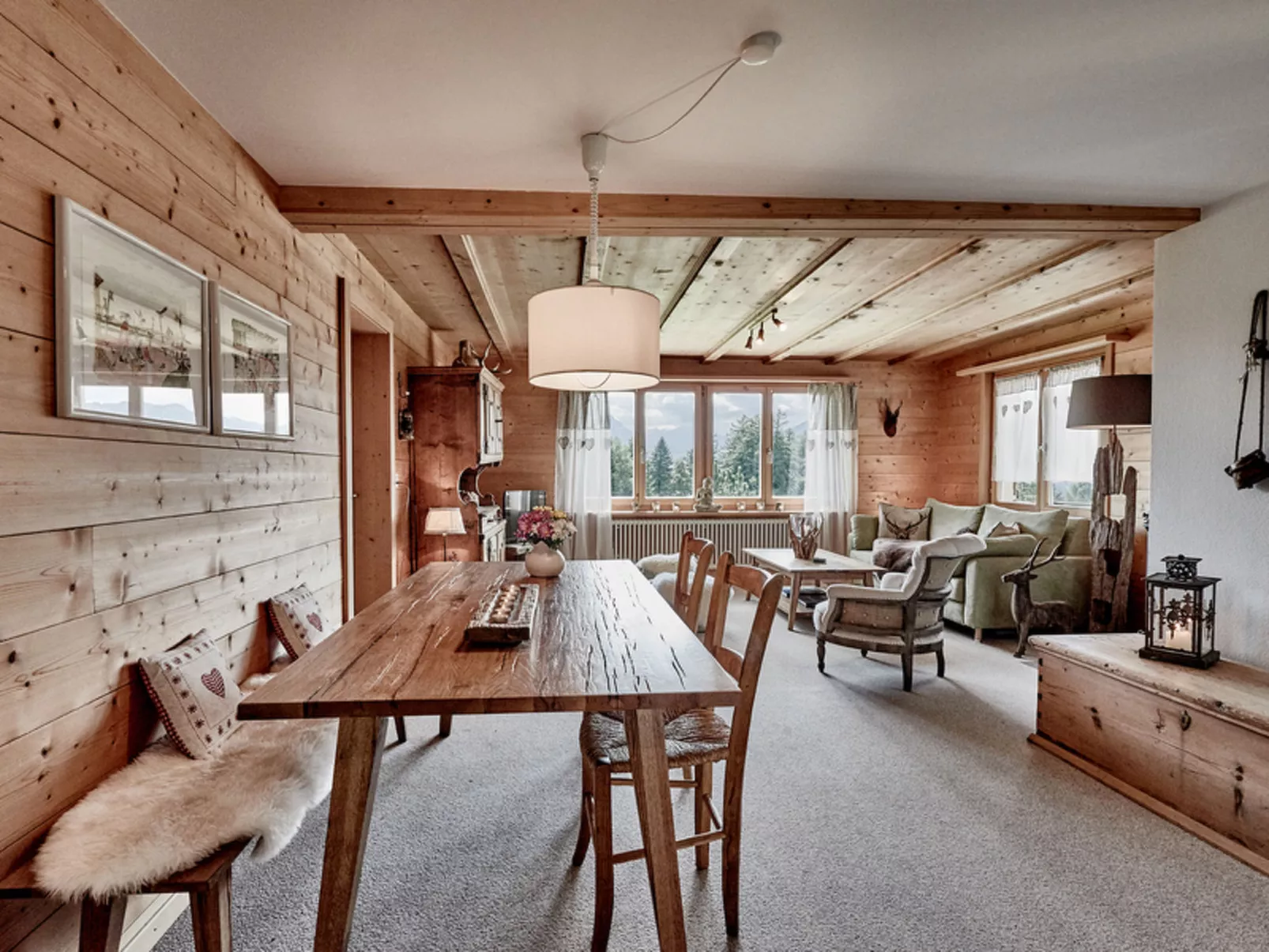 Chalet Lieuretta da Tscharfs, (Feldis). - Inside