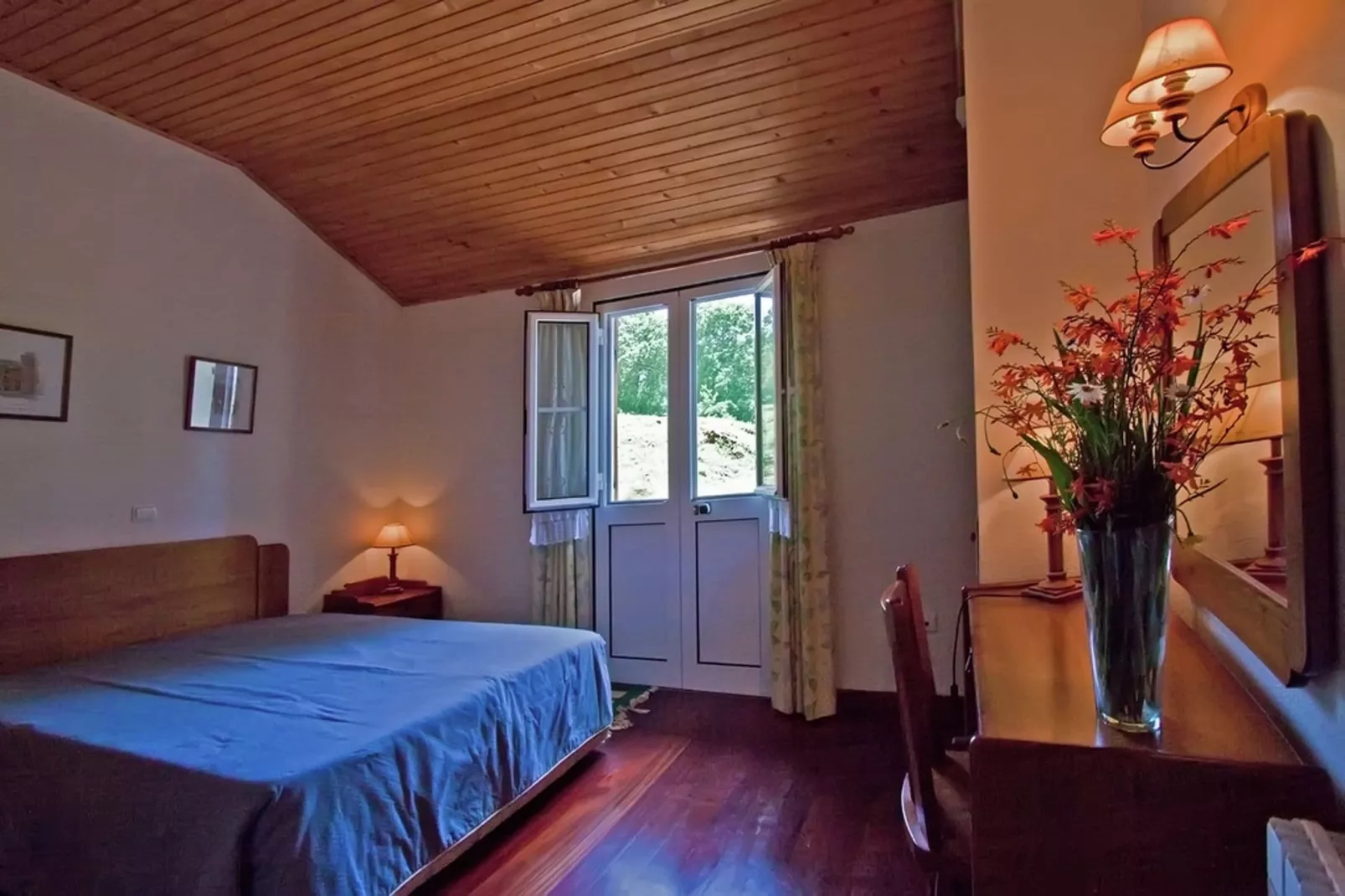 Quinta das Colmeias Cottage-Bedroom