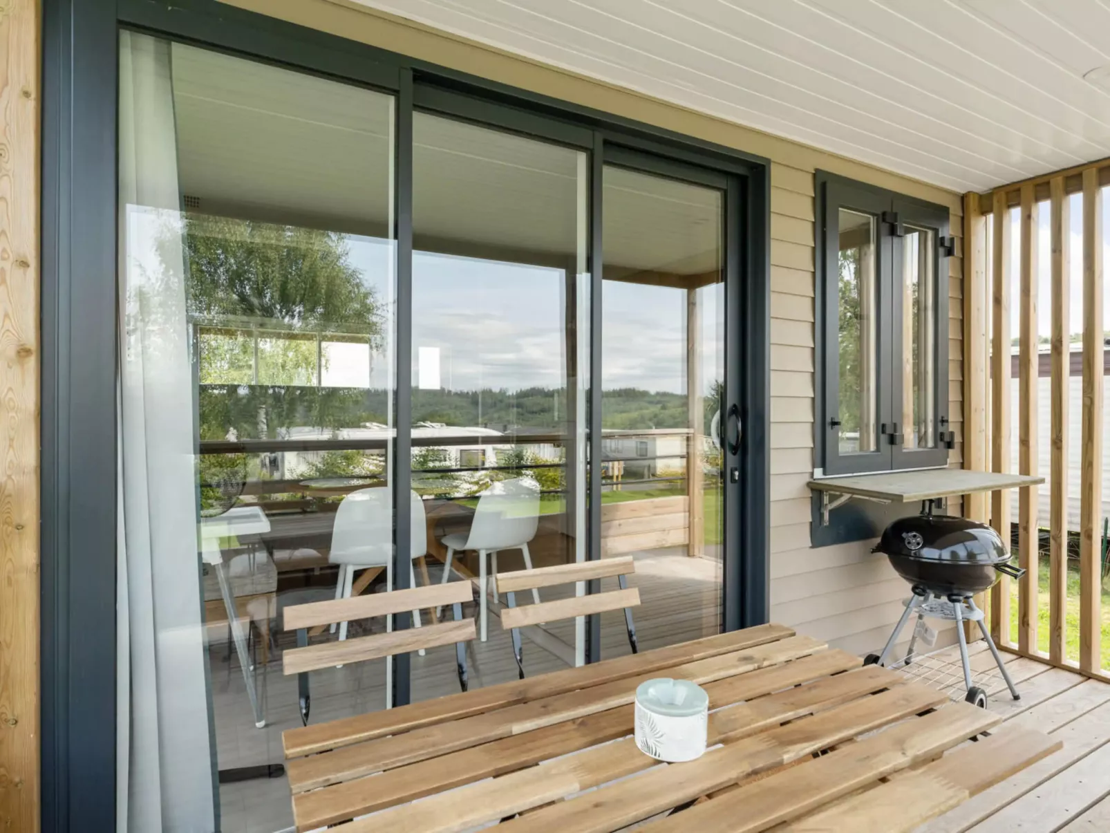 Camping Papillon Bouillon - Premium 137 - Outside