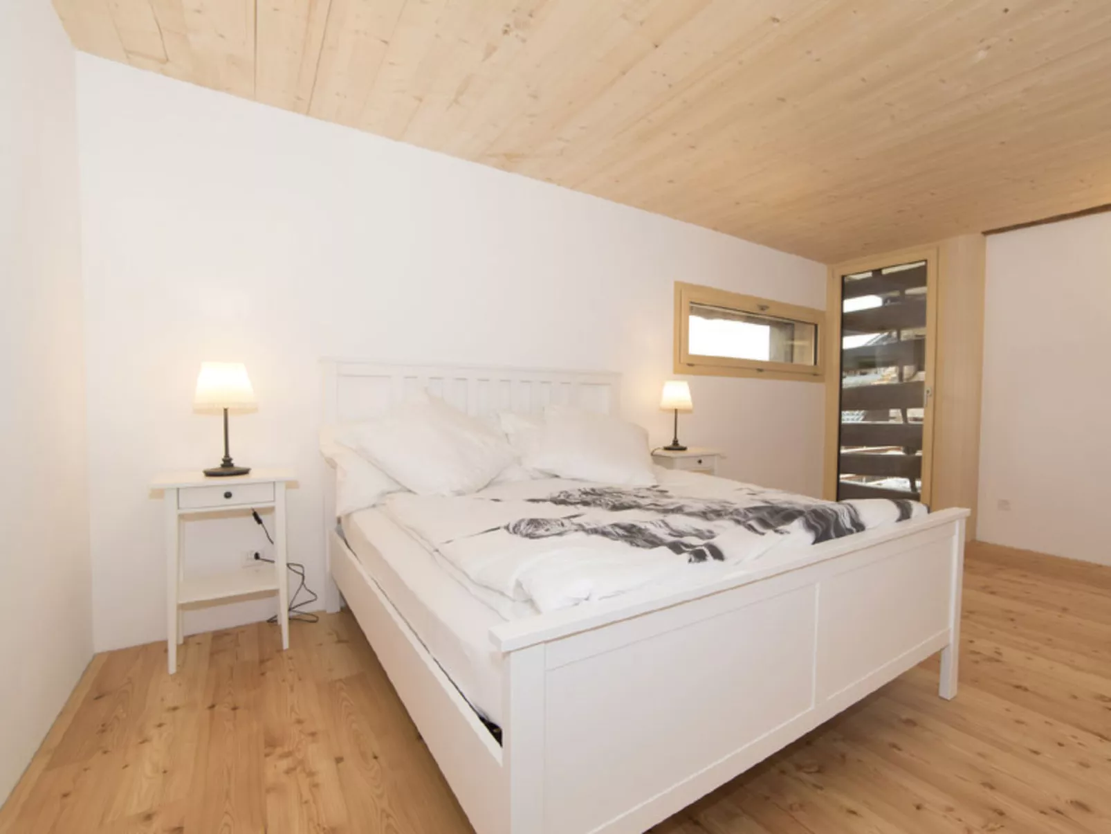 Haus La Grobla, (Donat). - Drinnen