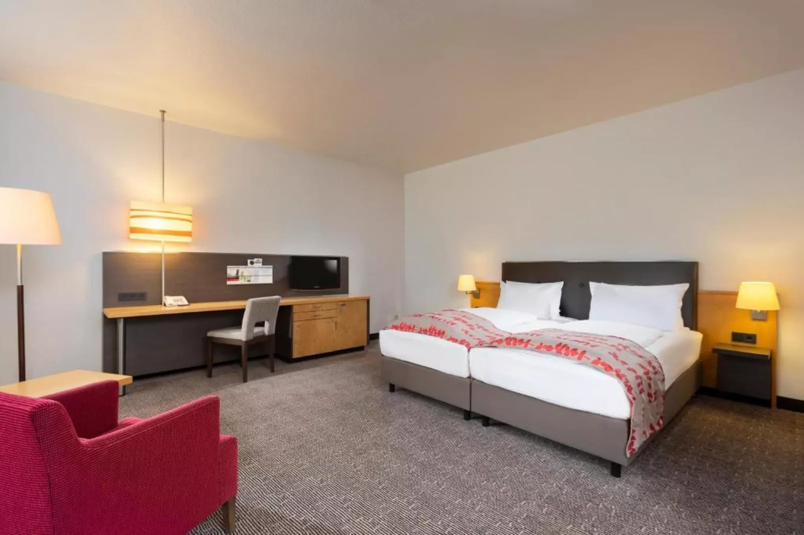 Holiday Inn Frankfurt Neu-Isenb - Superior Double Room - Schlafzimmer