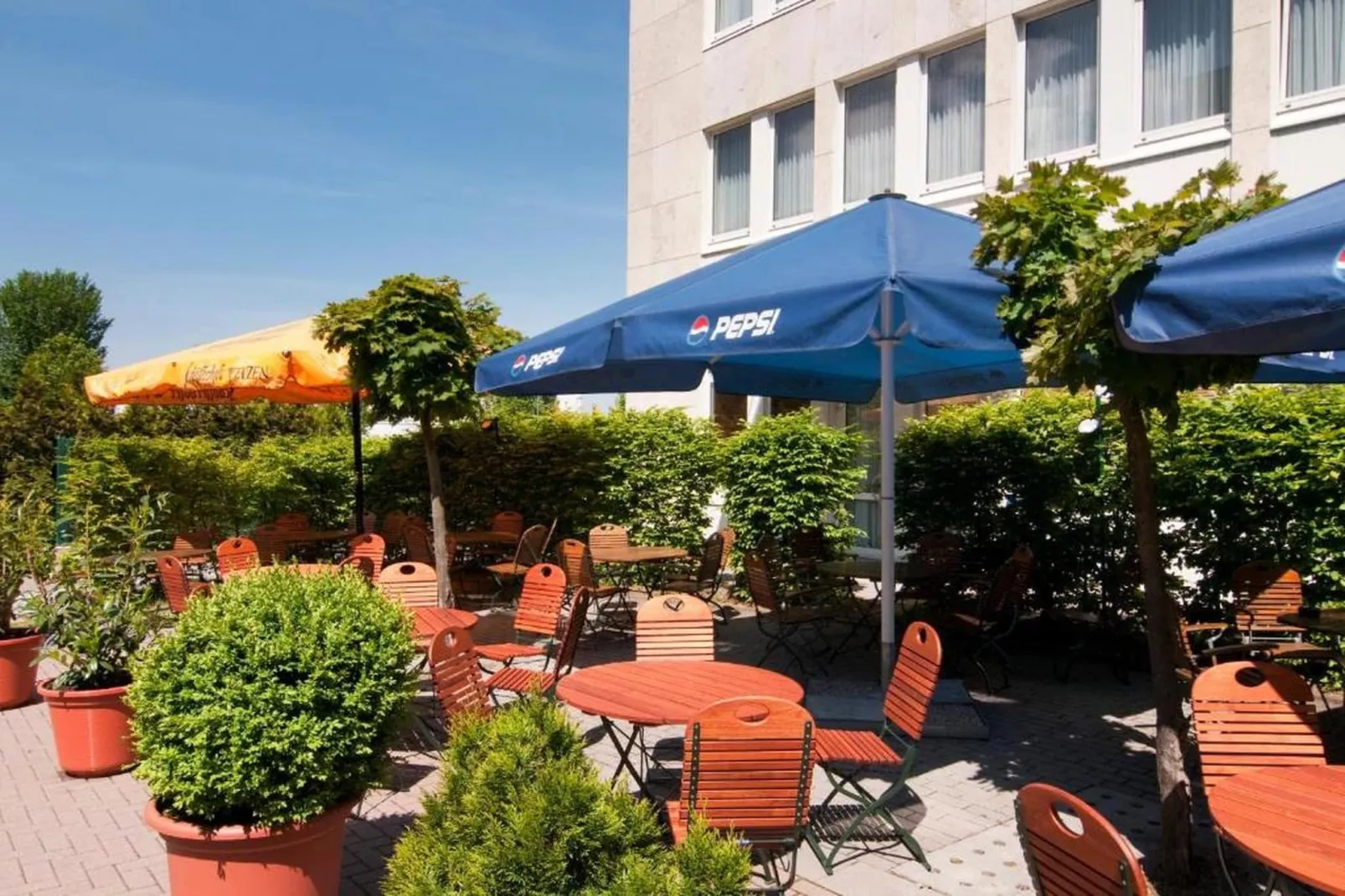 Holiday Inn Frankfurt Neu-Isenb - Deluxe Double room - Ausstattung