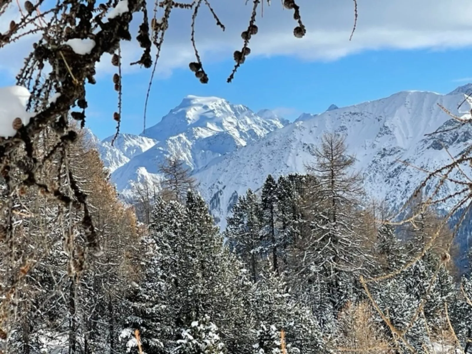 Chasa Sumovia, (Sta. Maria - Santa Maria Val Müstair). - Draußen