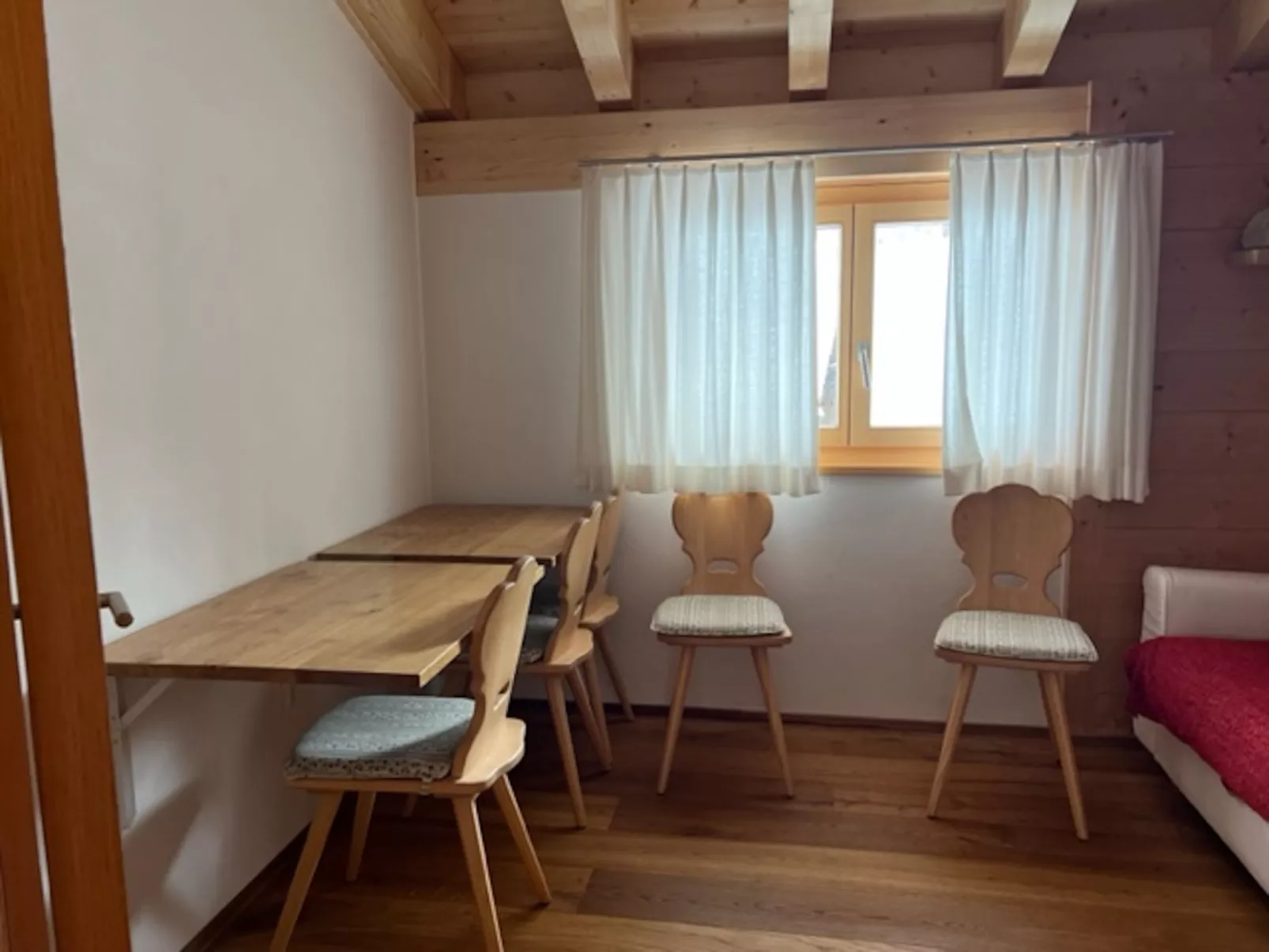 Hirtegga 1, Obersaxen-Miraniga, (Obersaxen). - Drinnen