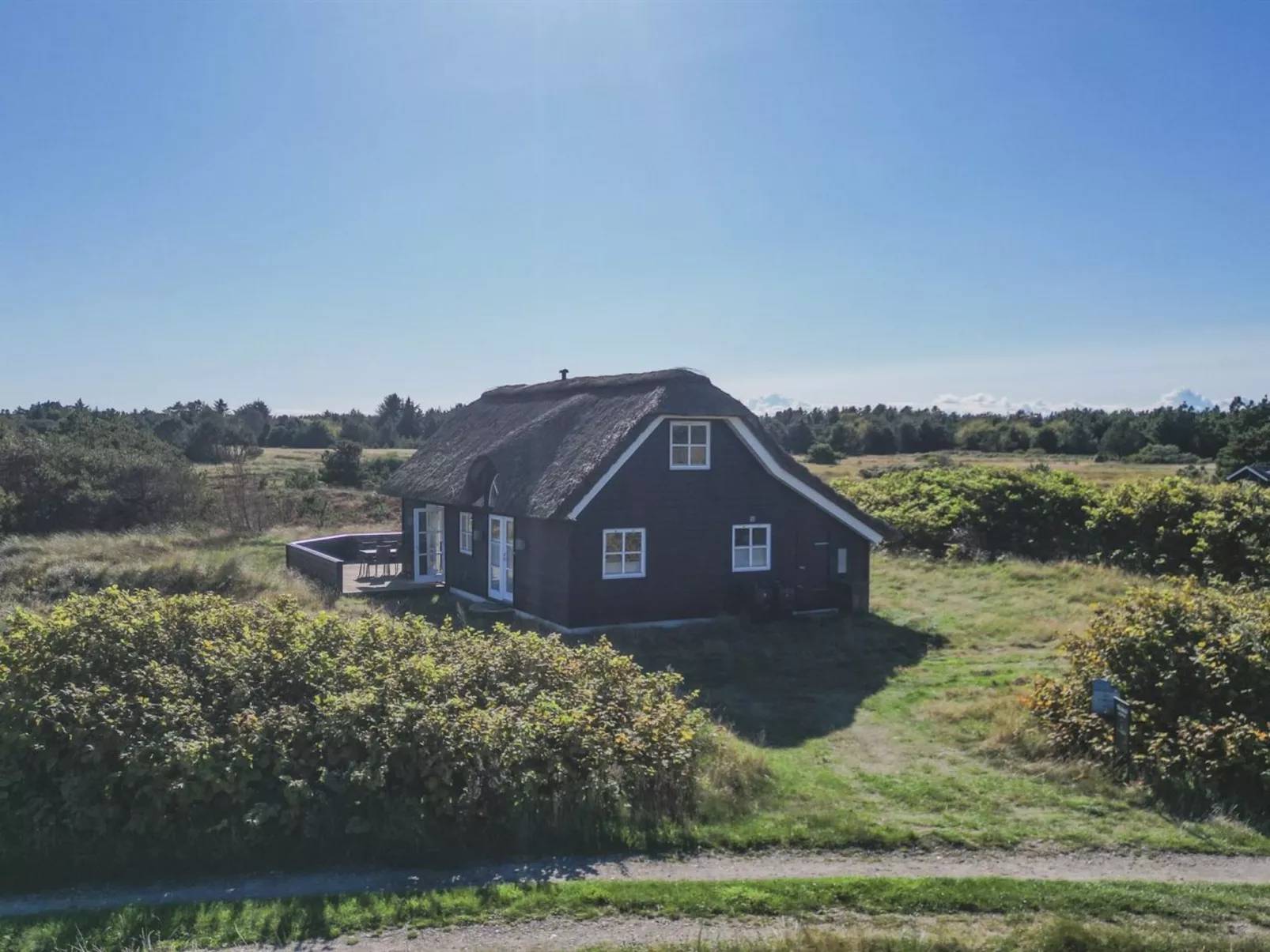 "Yanne" - 550m from the sea - Draußen