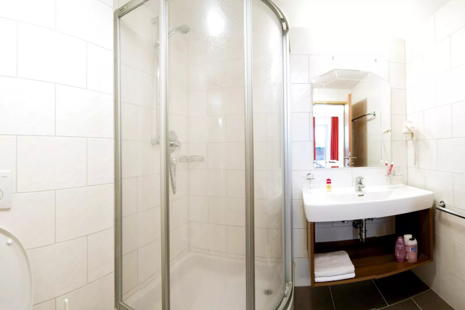 Apart Fliana Mathon - Bathroom