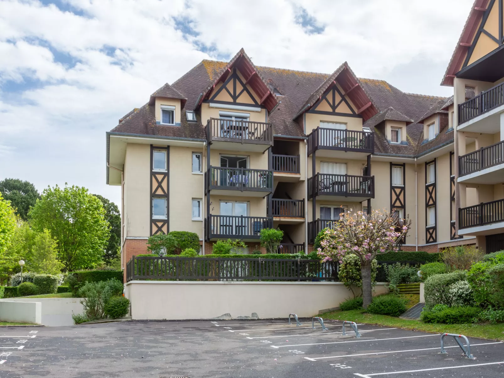 Le Clos Mathilde - Draußen