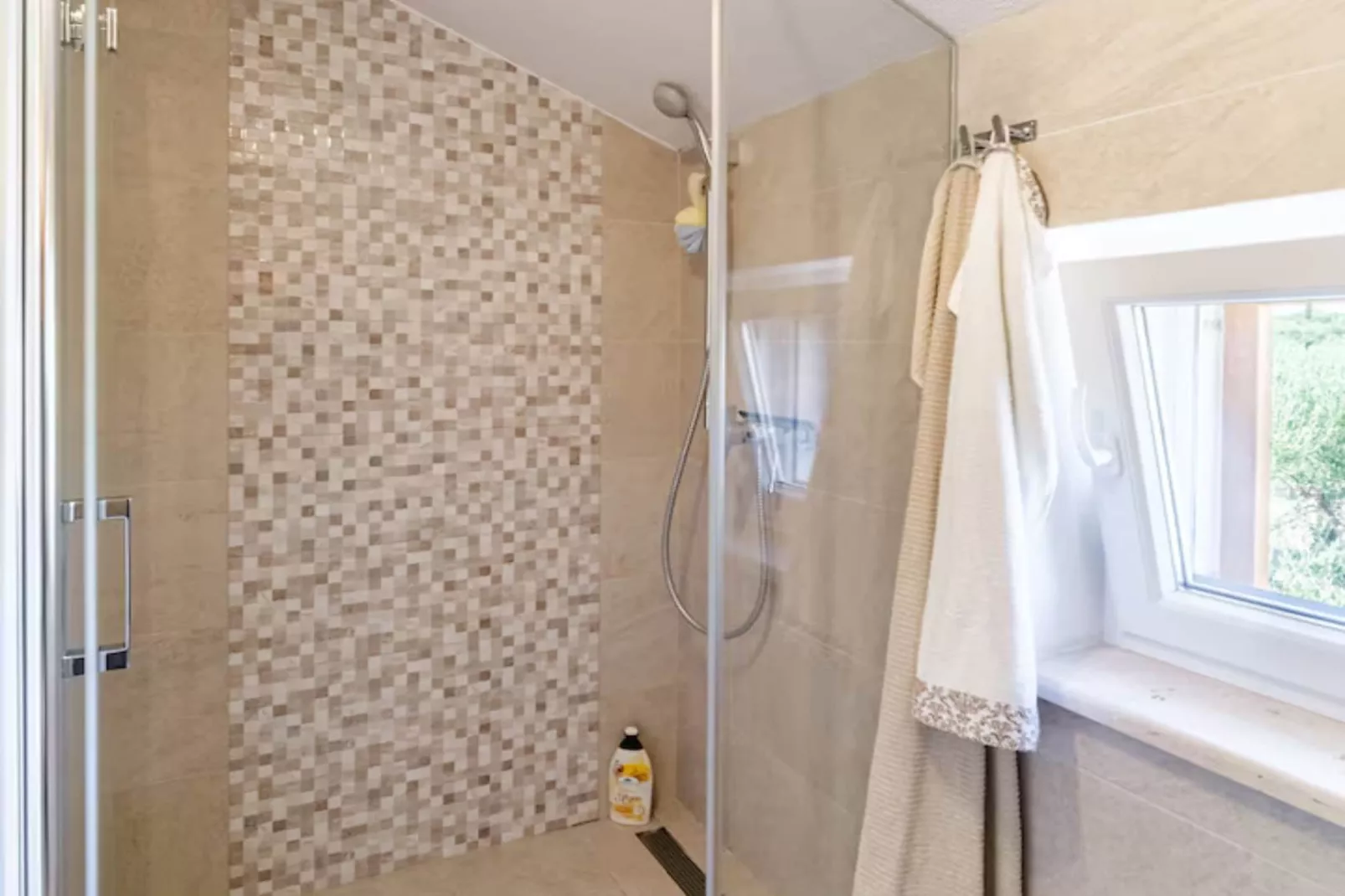 Holiday home House of the Sun - Three Bedroom Holiday Home with Pool - Badezimmer