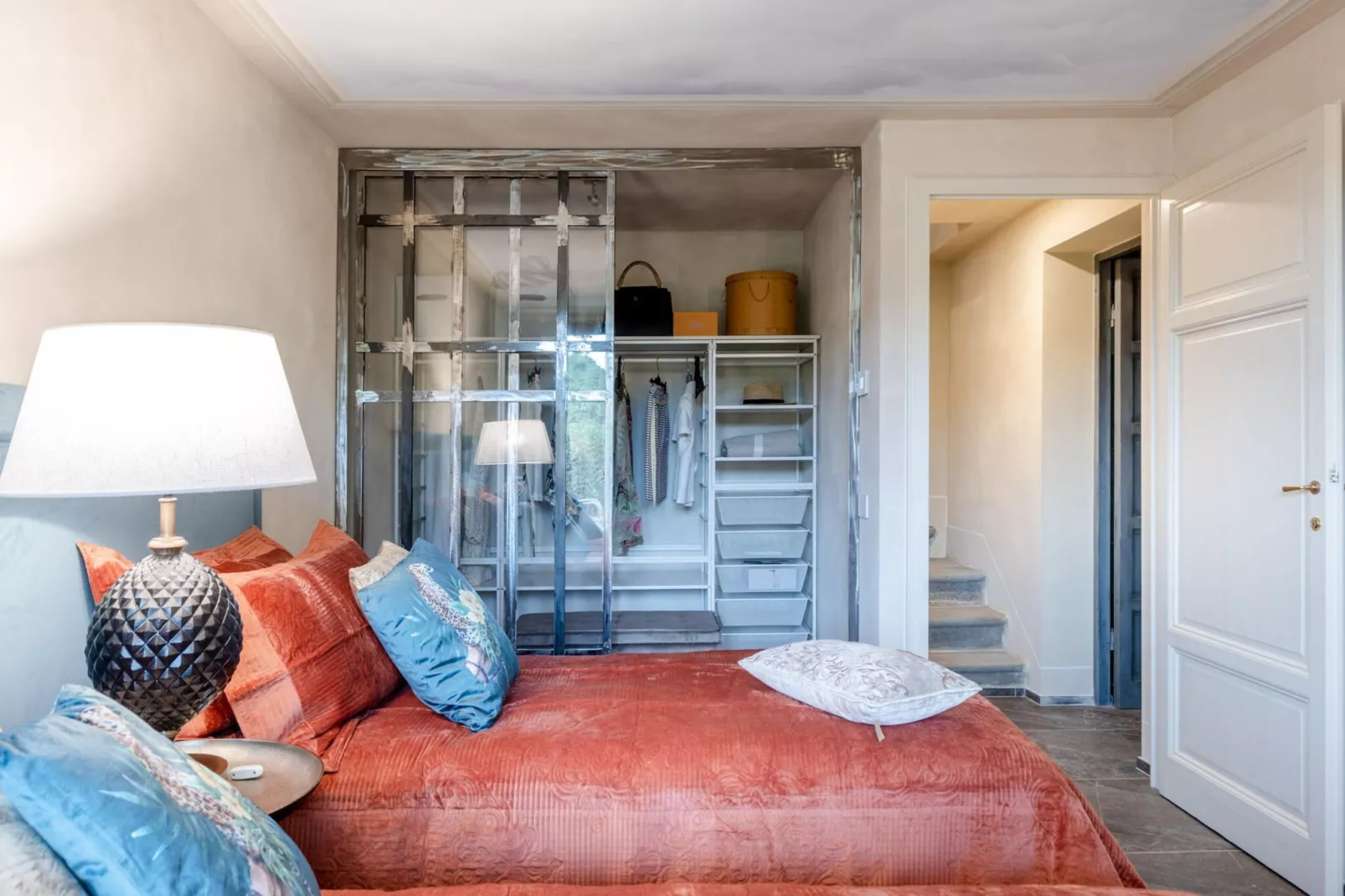 Il Conte Farmhouse Retreat - Bedroom