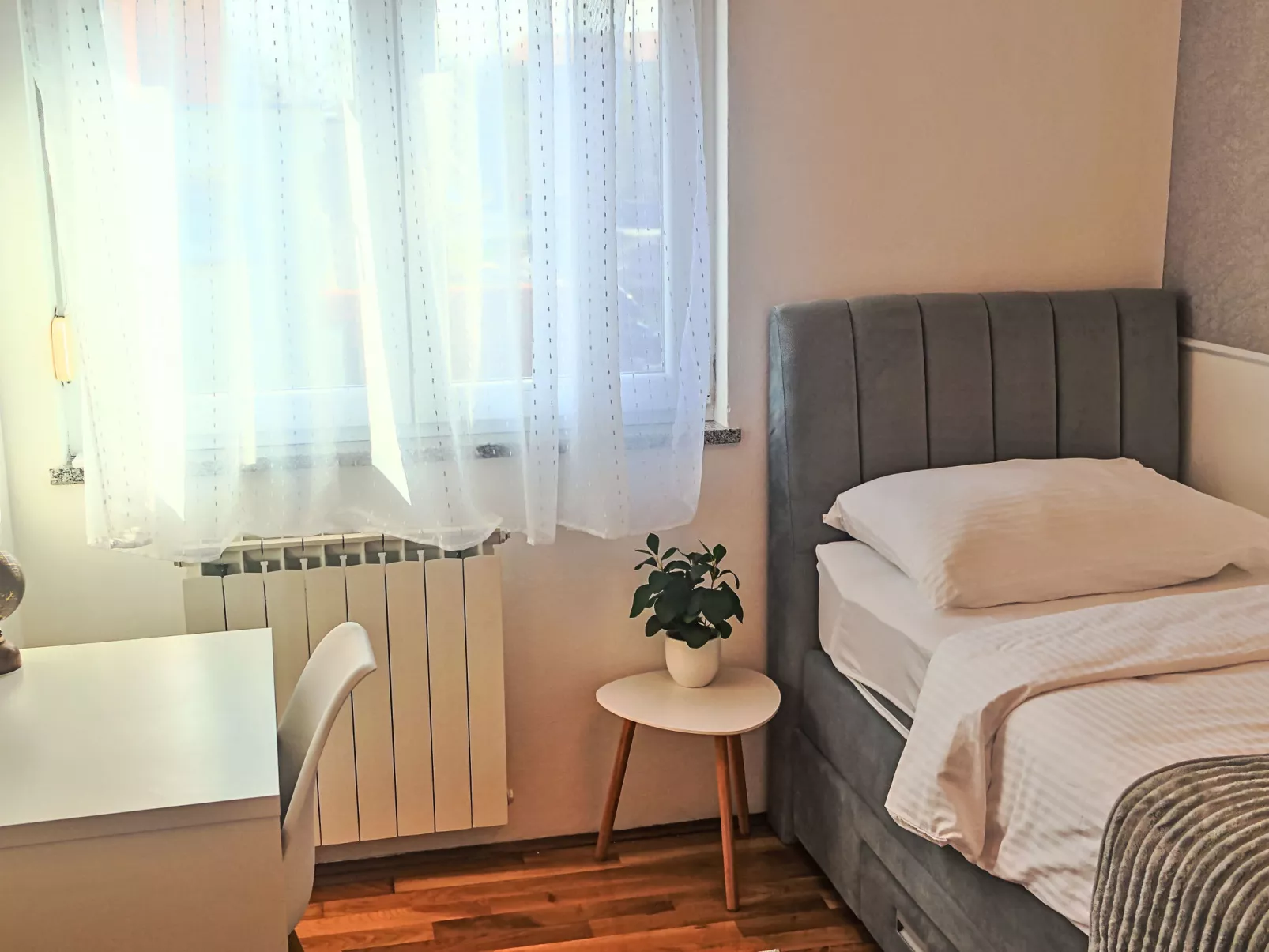 Appartement "Appartement Sarah" mit Balkon - Dedans