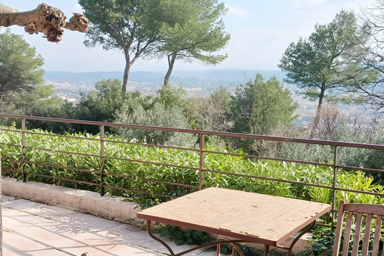 Villa Draguignan - Terrasse/Balkon