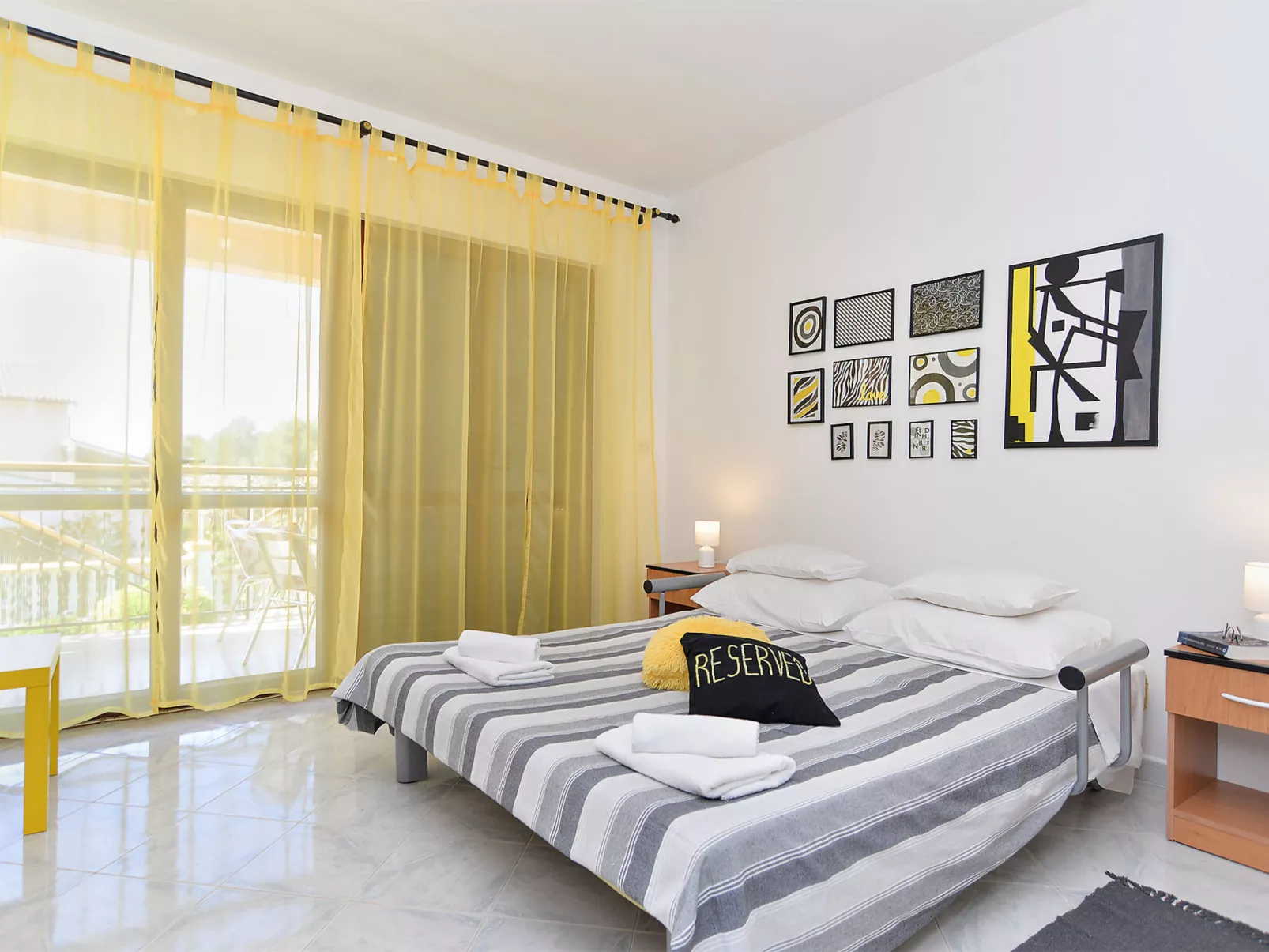 Apartment 1021 - Dedans