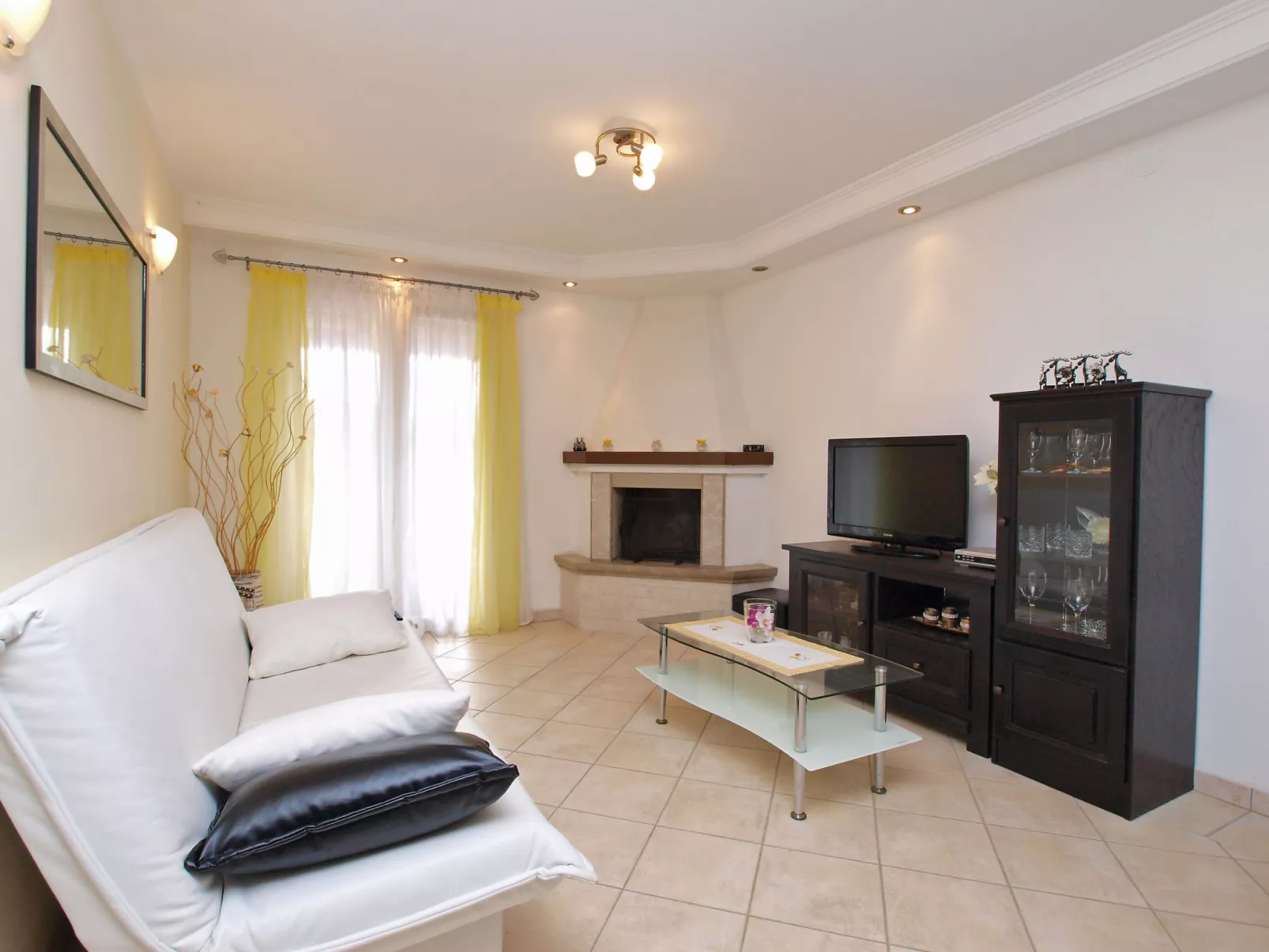 Apartment 1048 - Inside