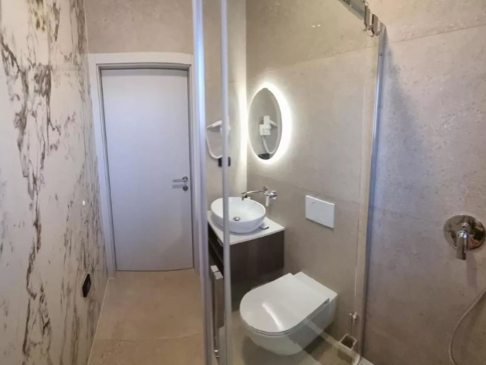 House 2306 - Inside