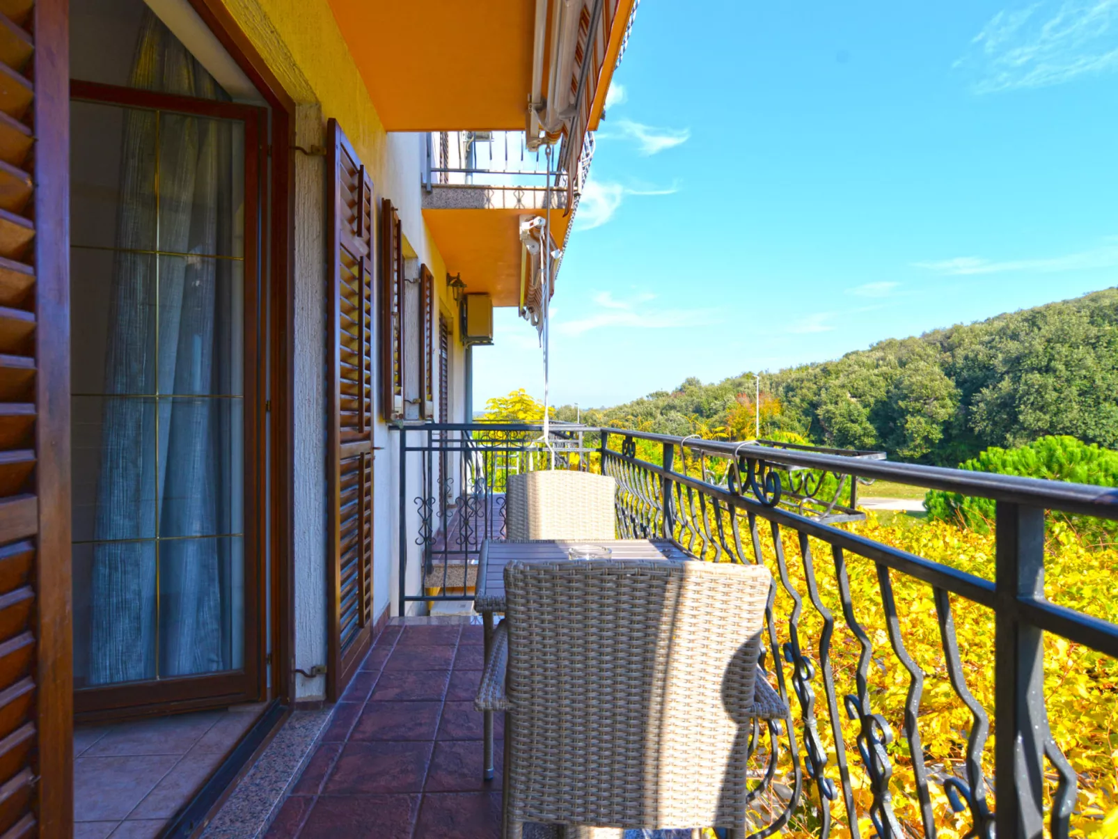 Apartment 1299 - Outside