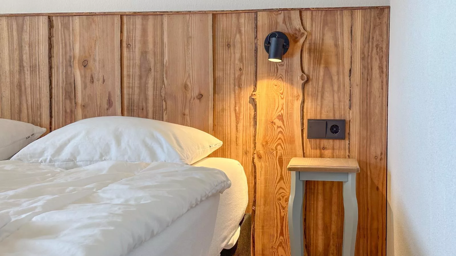 Hanneke - Bedroom