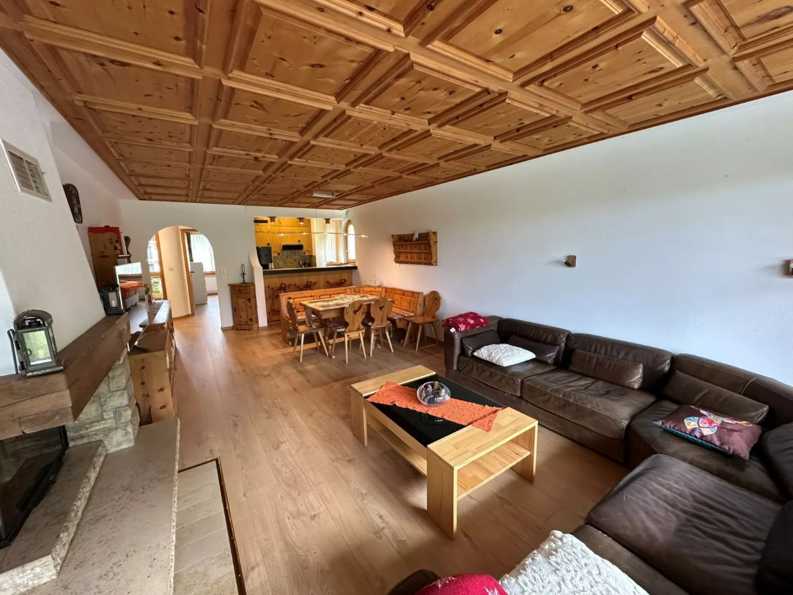 Sut Via 19, Surcuolm, (Surcuolm), 38005B - Drinnen