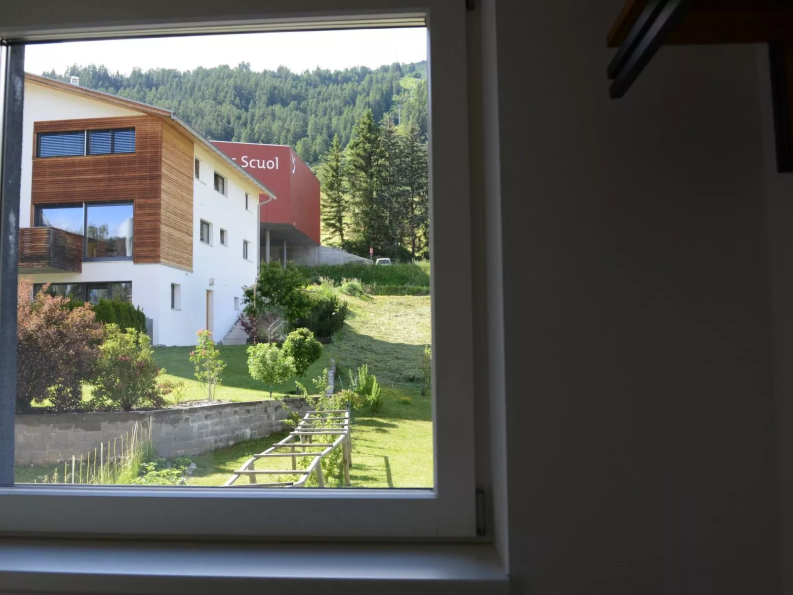 Chasa Rachögna, (Scuol). - Draußen