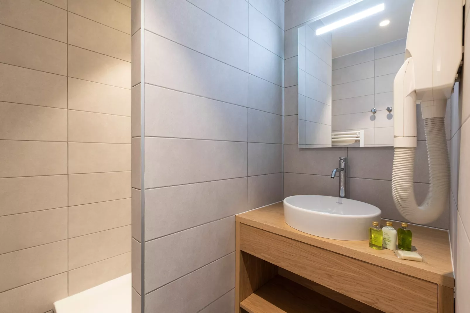Village Club MMV Plagne 2000  Room for 6 people - Bathroom