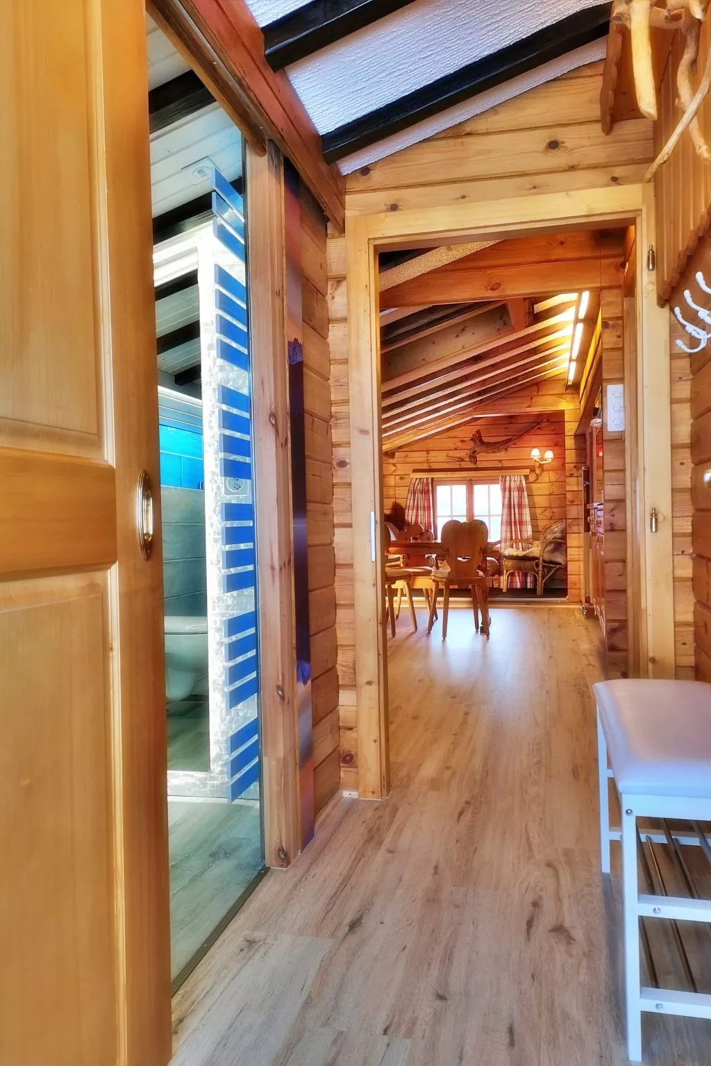 Chalet Dargun Bünter, (Camischolas/Sedrun). - Drinnen