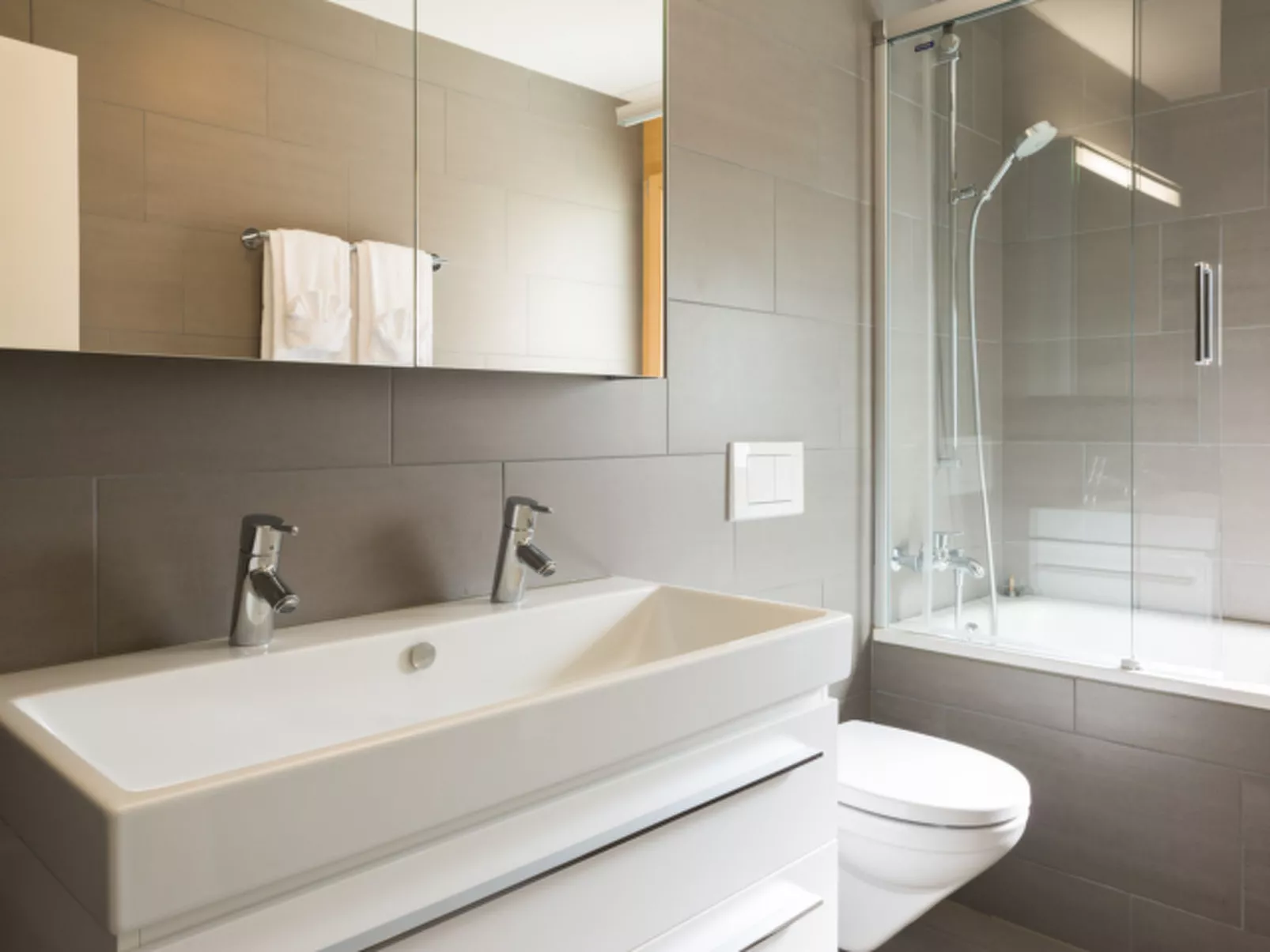 Mirasol, (Flims Waldhaus). 4.5 Zimmerwohnung - Drinnen