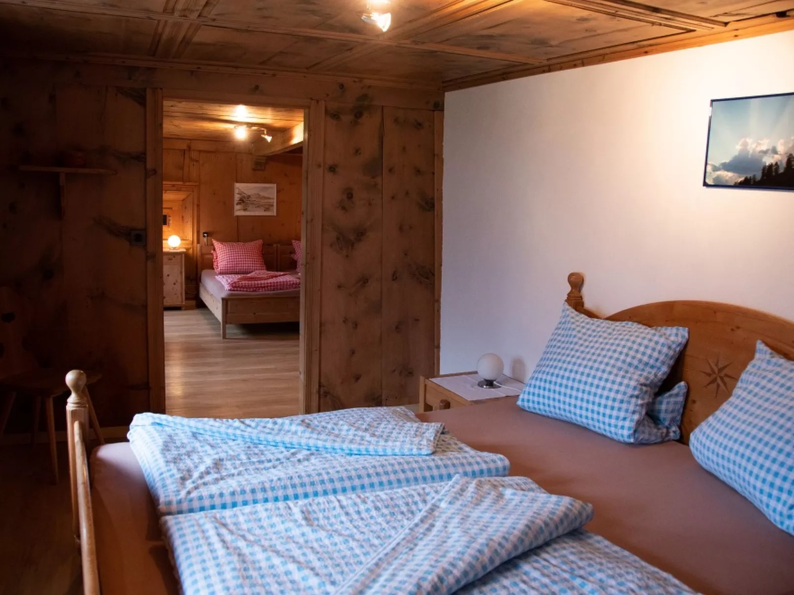 Agrotourismus Pütschai Josom, (Sta. Maria - Santa Maria Val Müstair). - Inside