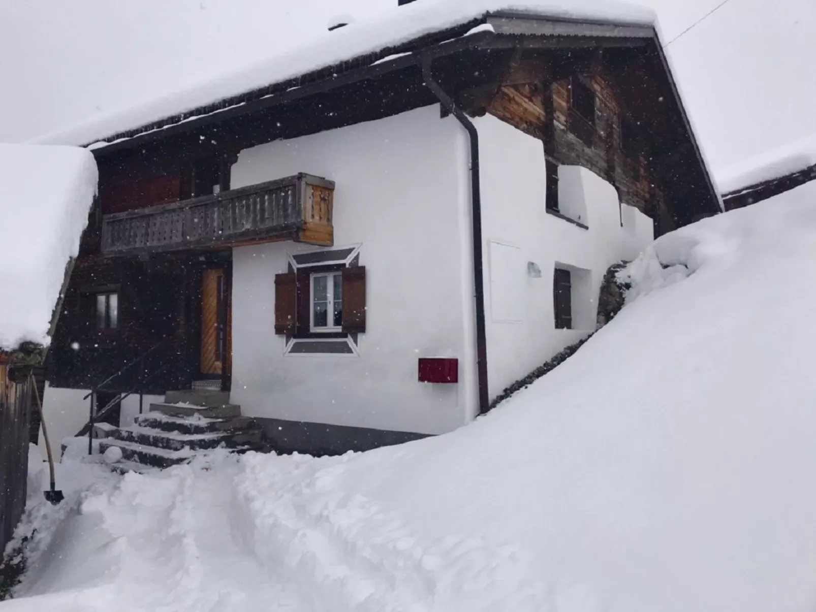 Casa Crest Giger, (Platta/Curaglia). - Draußen