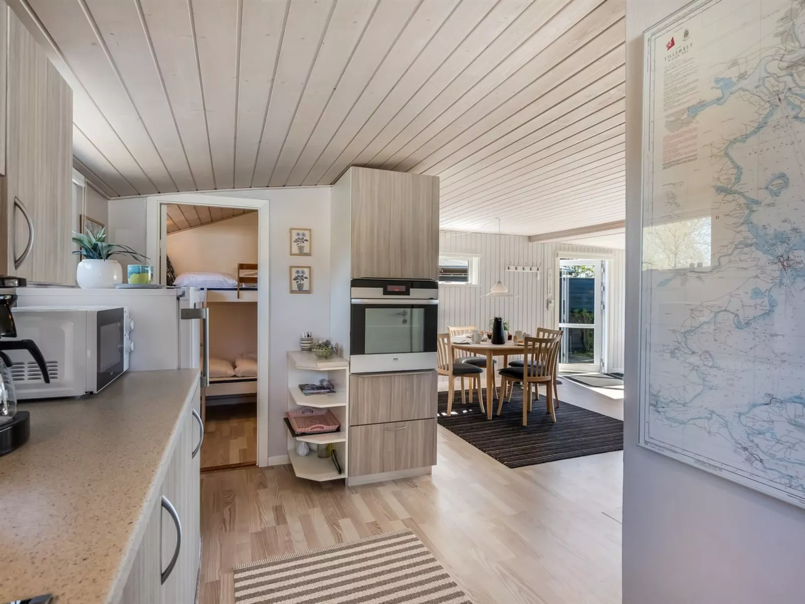 "Stilla" - 150m from the sea - Inside
