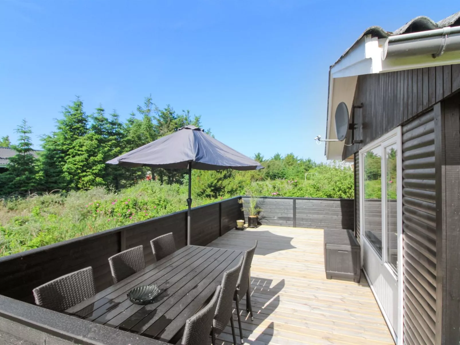 "Demus" - 900m from the sea - Outside