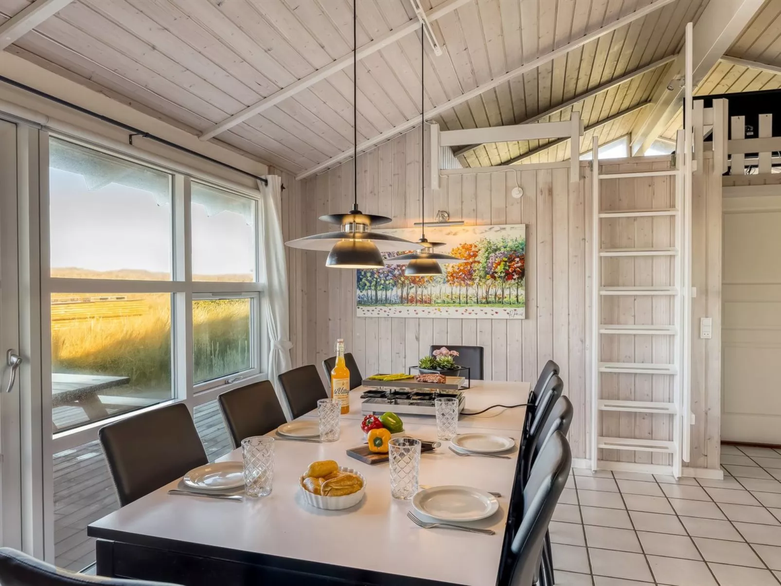 "Adrienne" - 490m from the sea - Inside