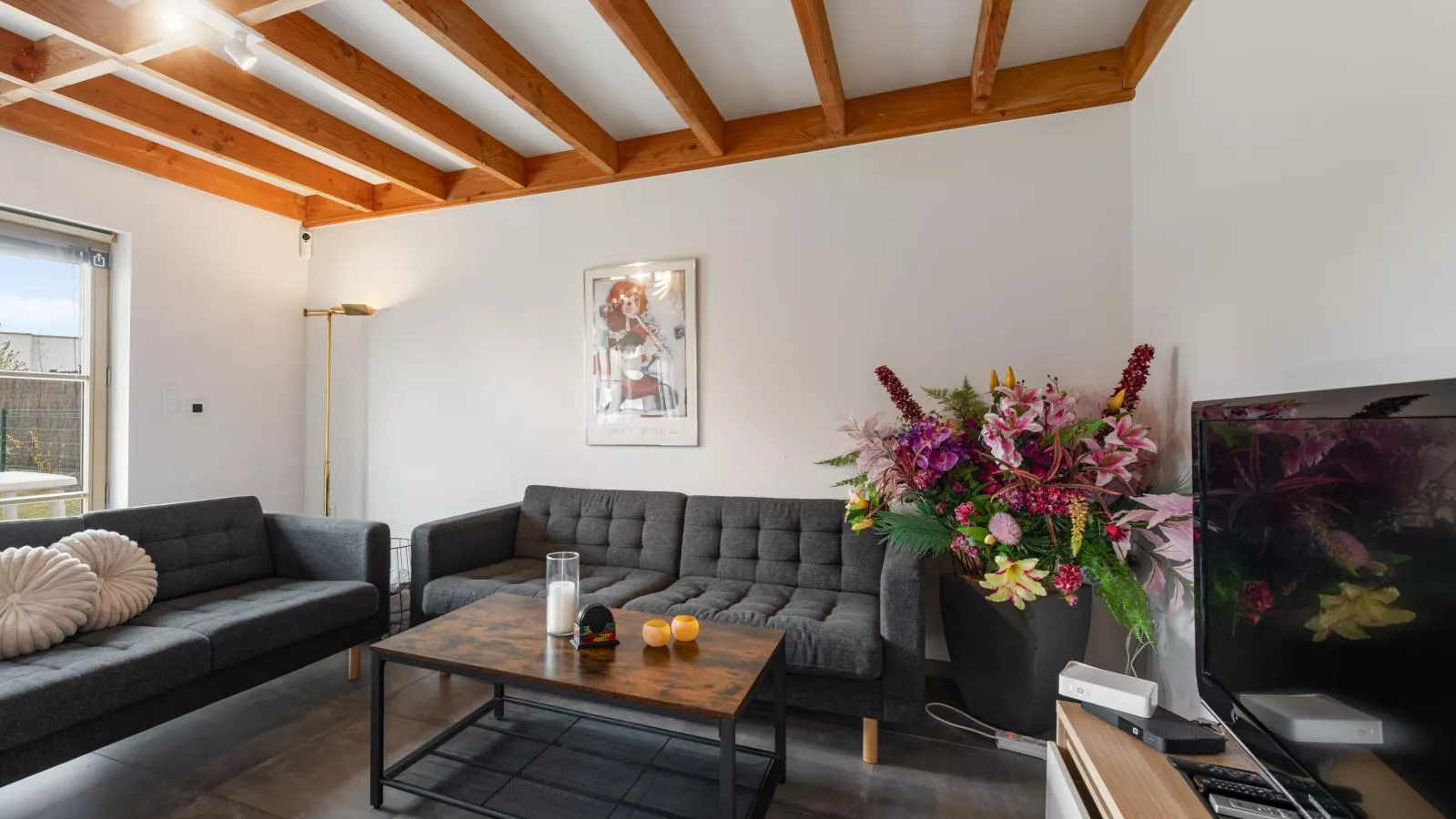 Westhinder I H91 - Living room