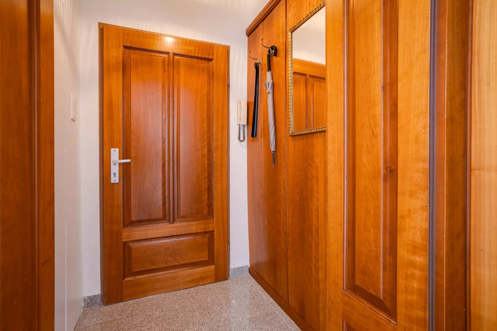 Top 4 Apartment 3P in Graz - Landing