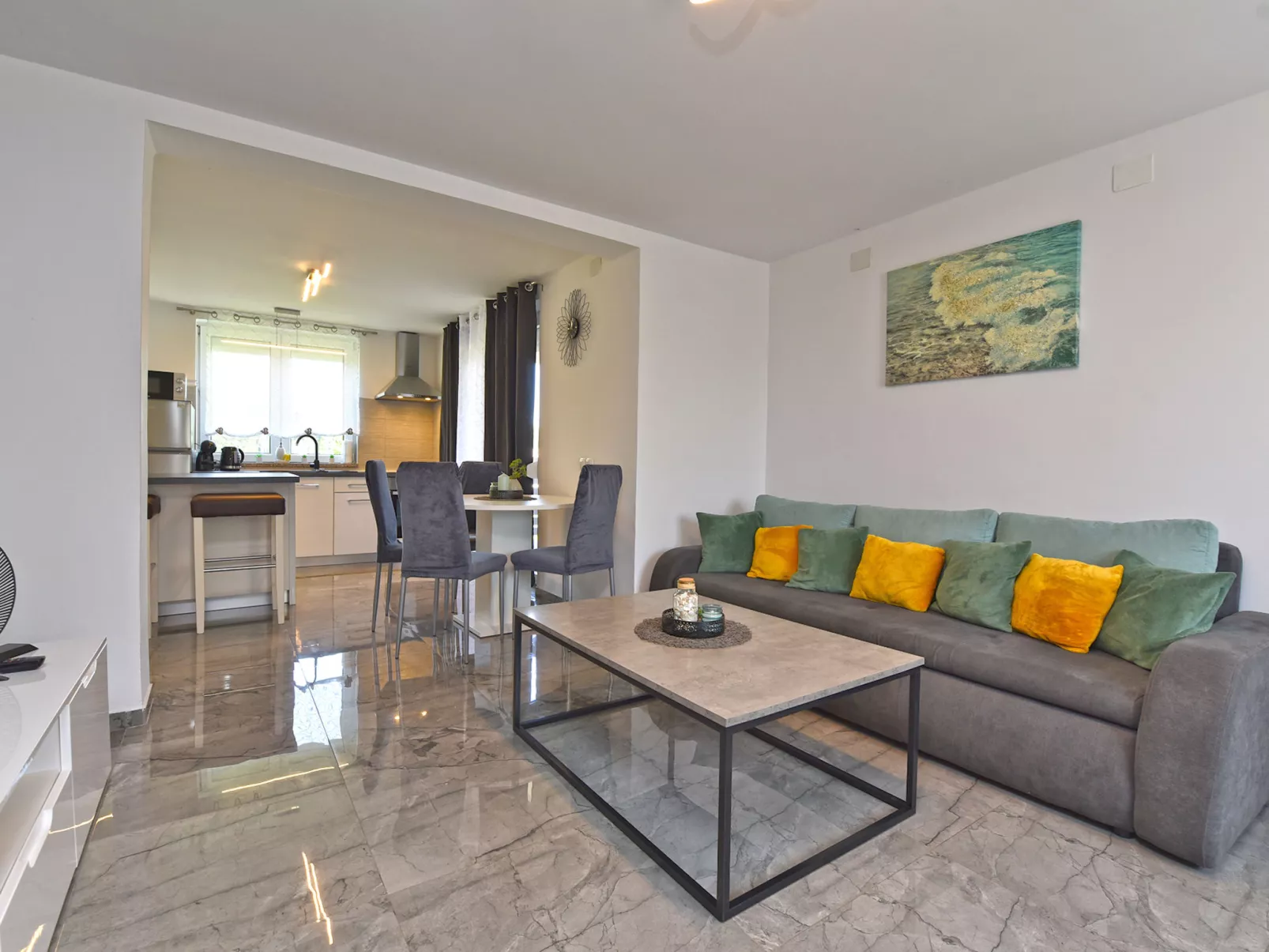 House 2154 - Inside